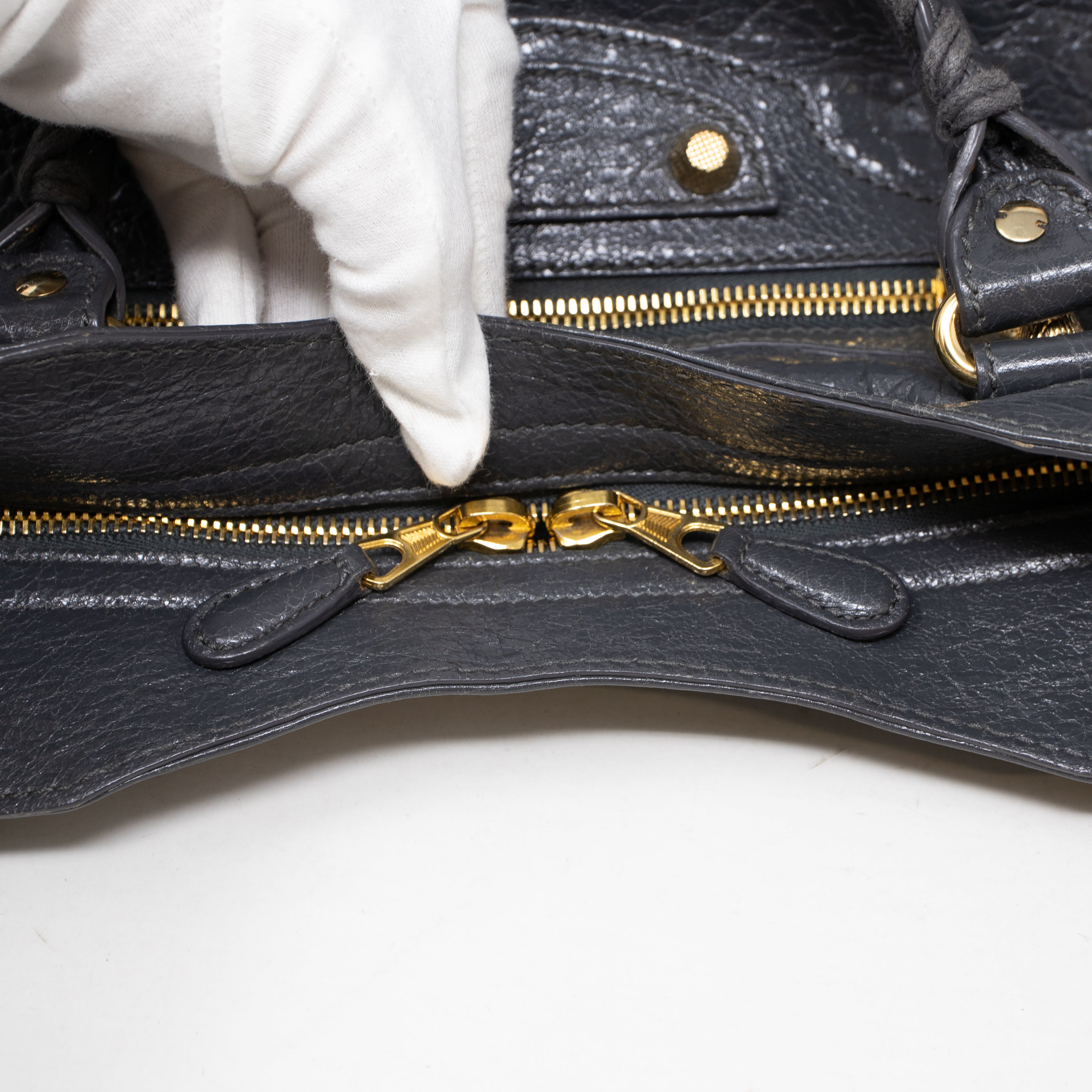 Classic Velo Giant Gray Leather