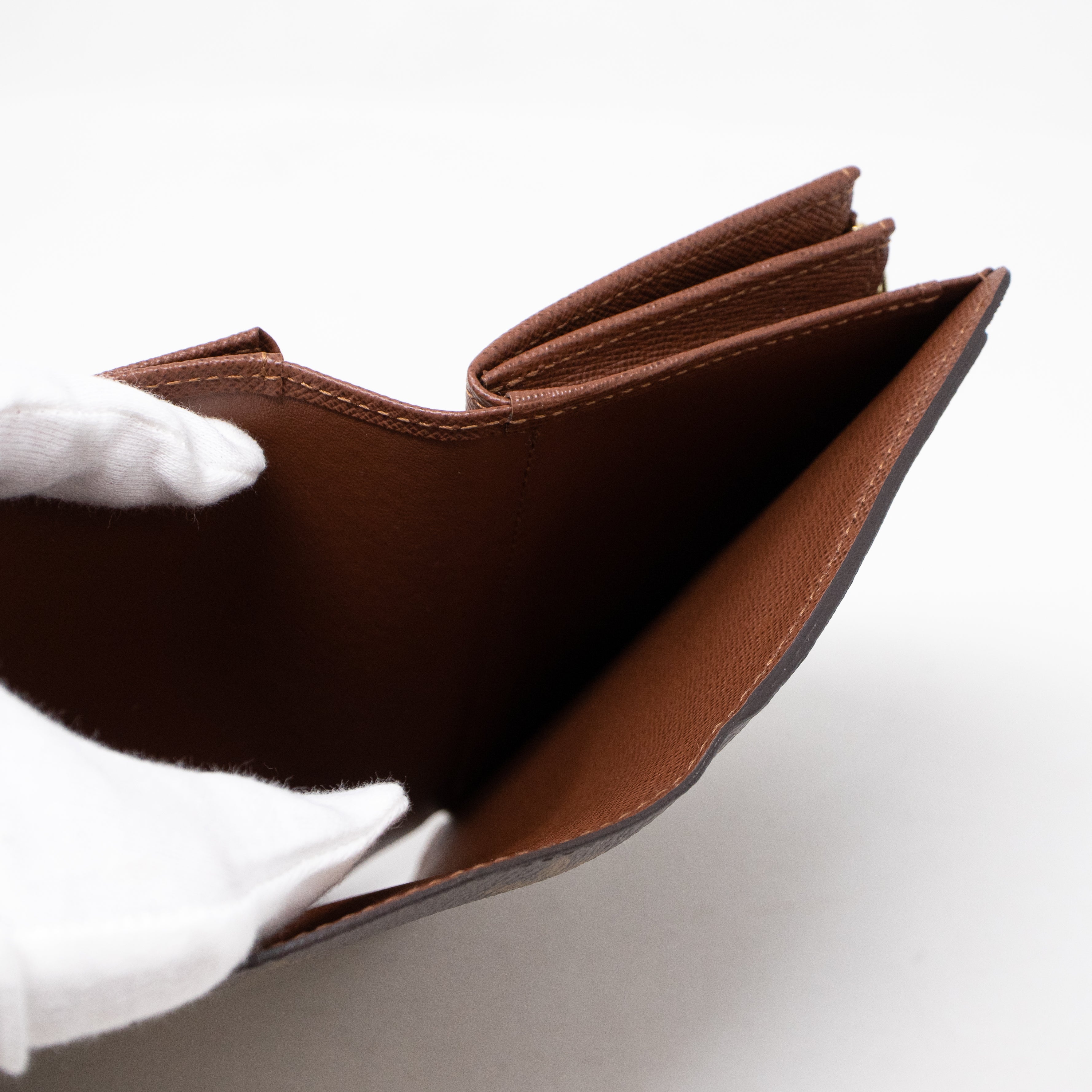 Alexandra Wallet Monogram