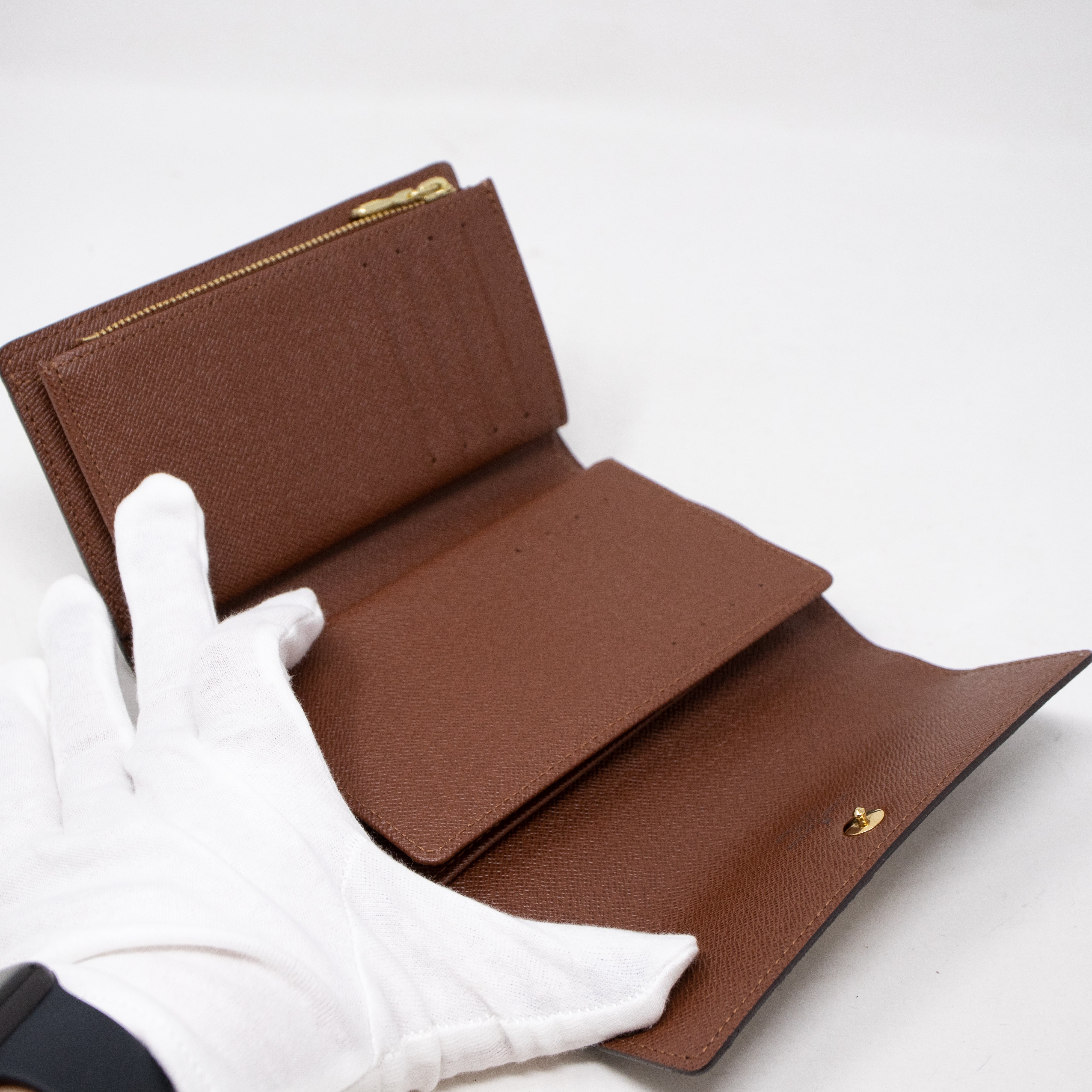 Alexandra Wallet Monogram
