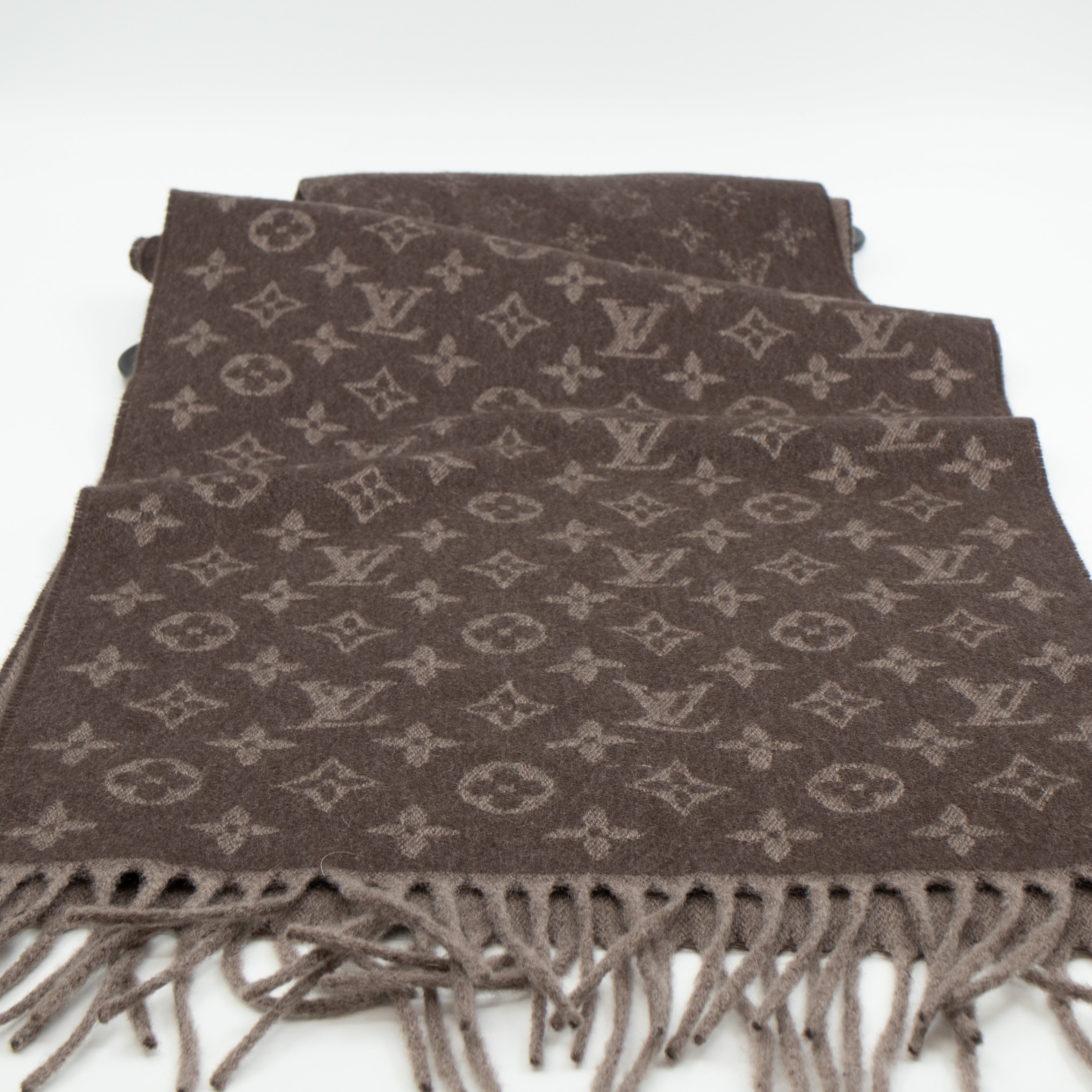 Monogram Gradient Scarf Hazelnut