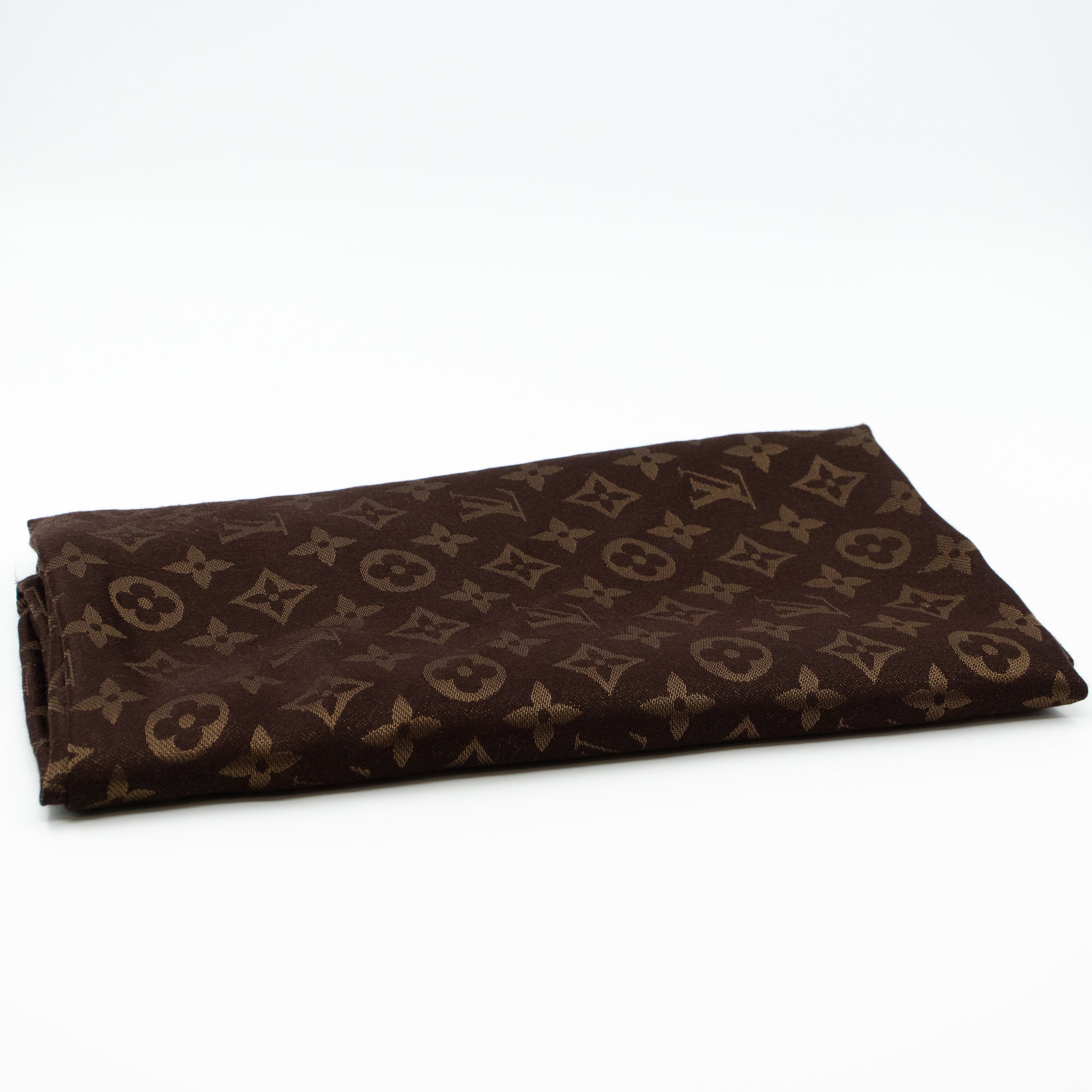 Monogram Shine Shawl Brown