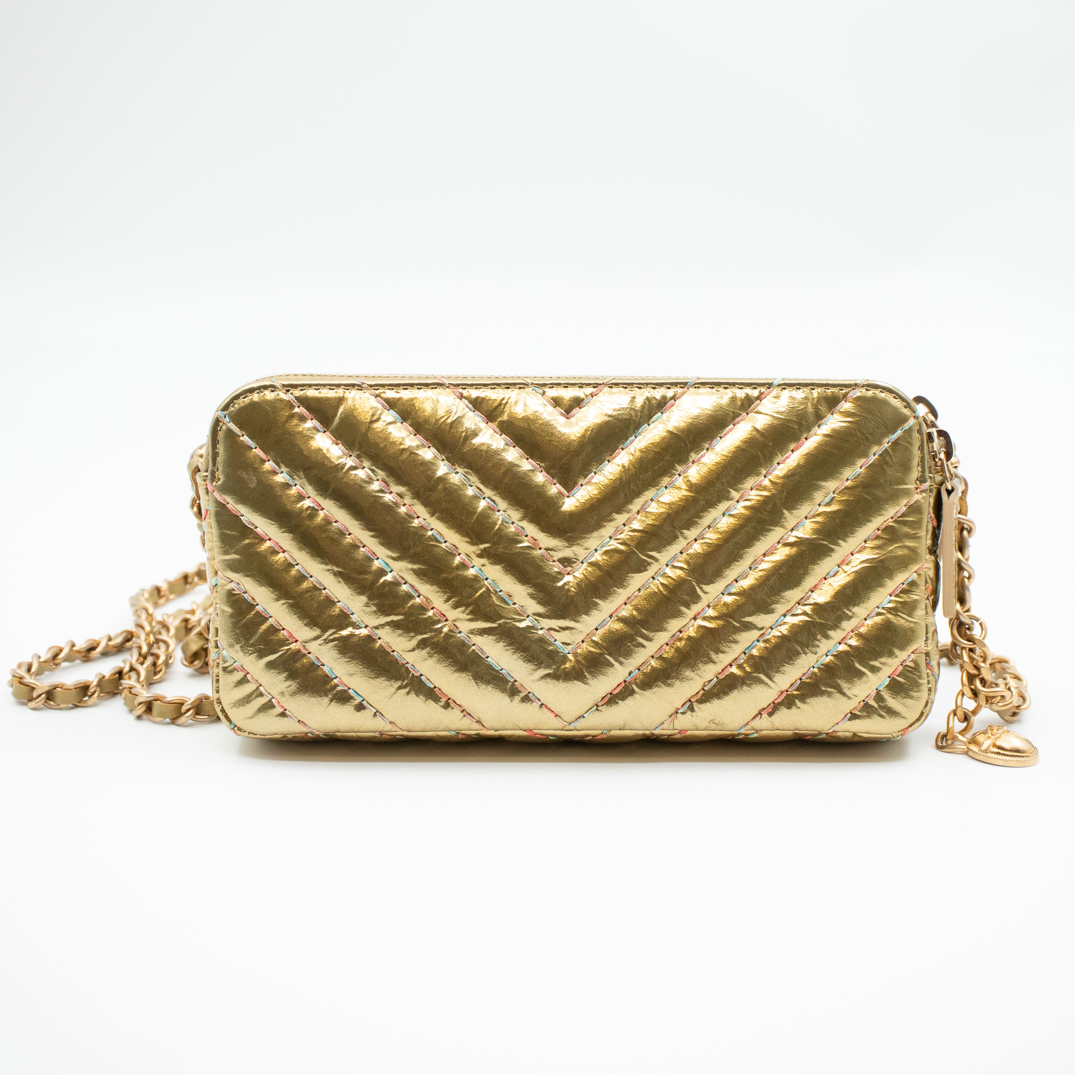 Clutch On Chain Metallic Leather Gold