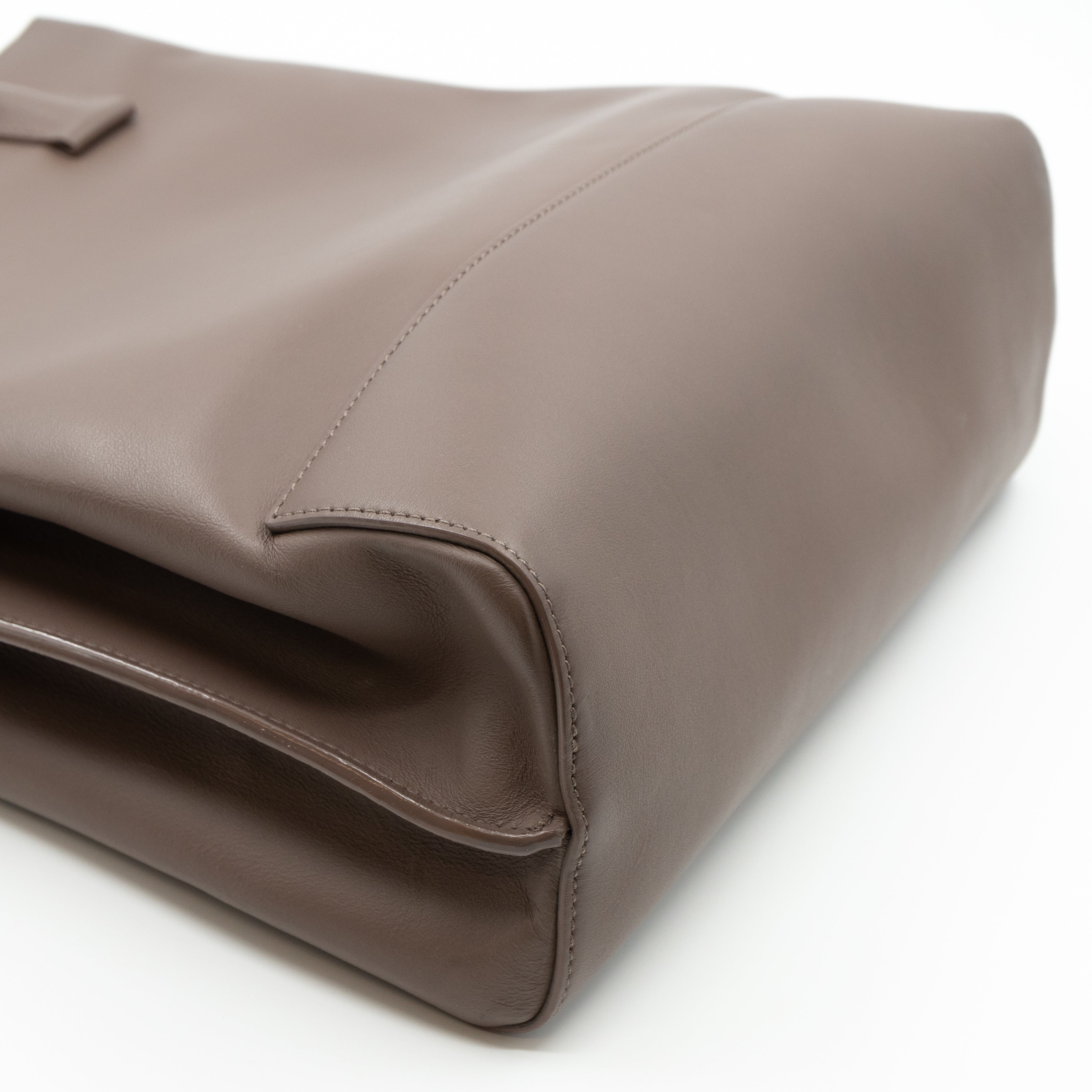 Arundel Tote Grey Leather