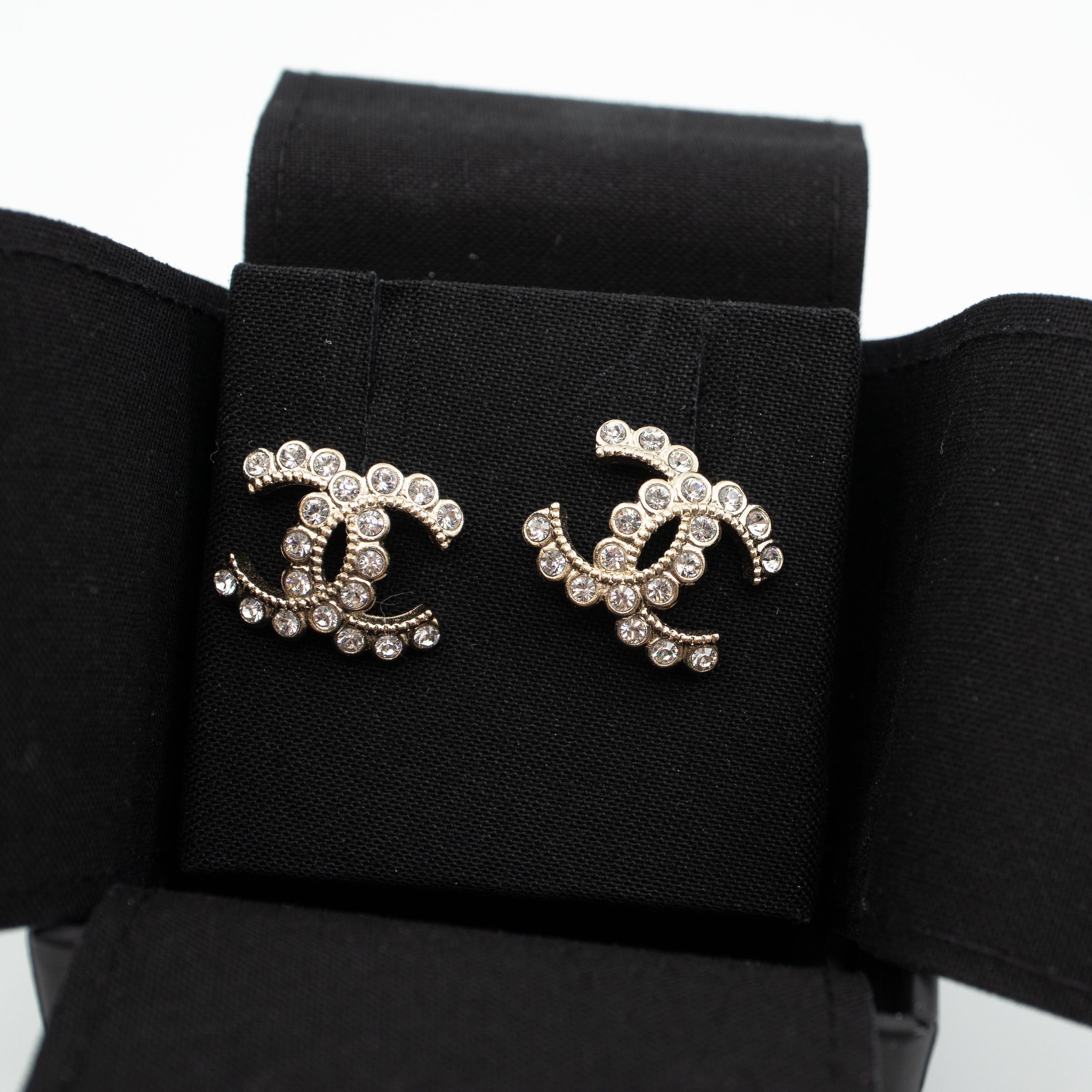 CC Crystal Earrings Light Gold