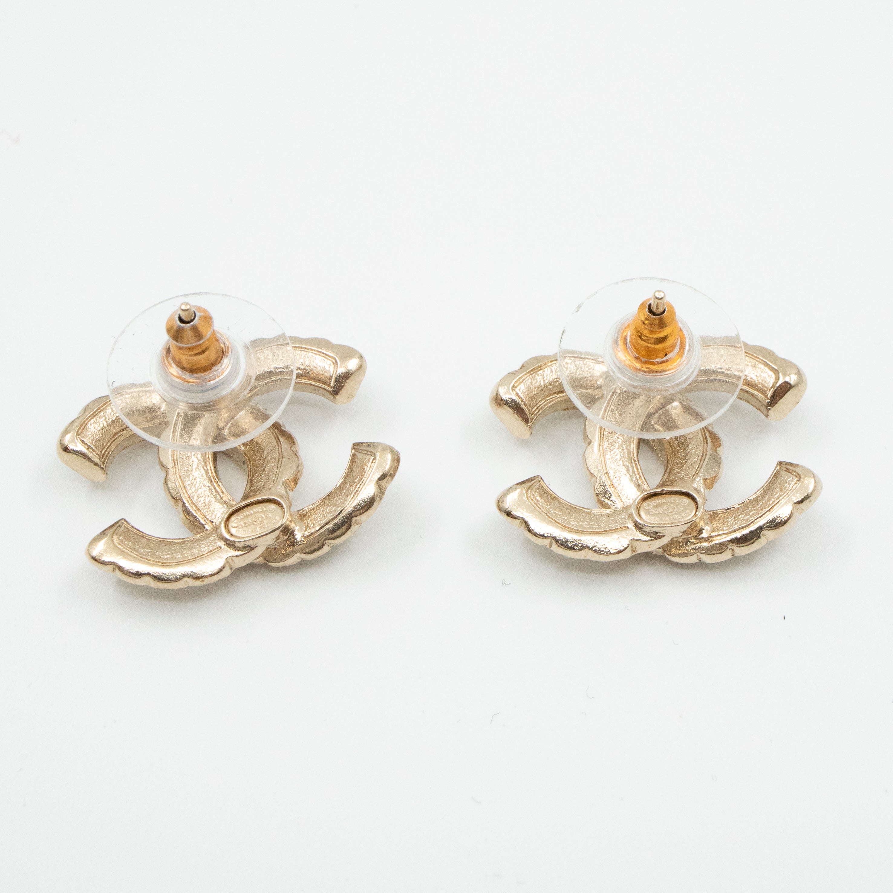 CC Pearl Earrings Light Gold