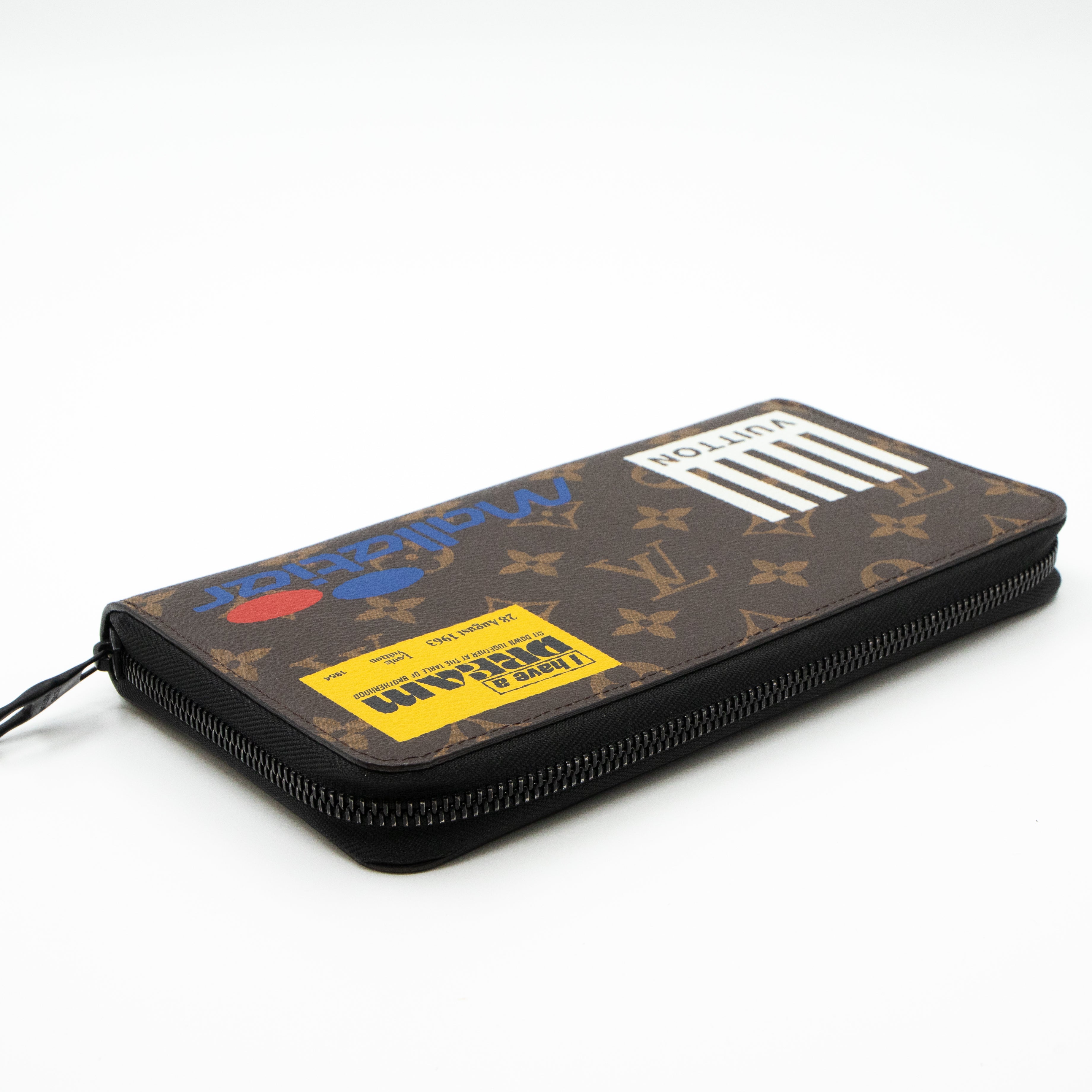 Zippy Organizer Wallet Monogram Logo Story