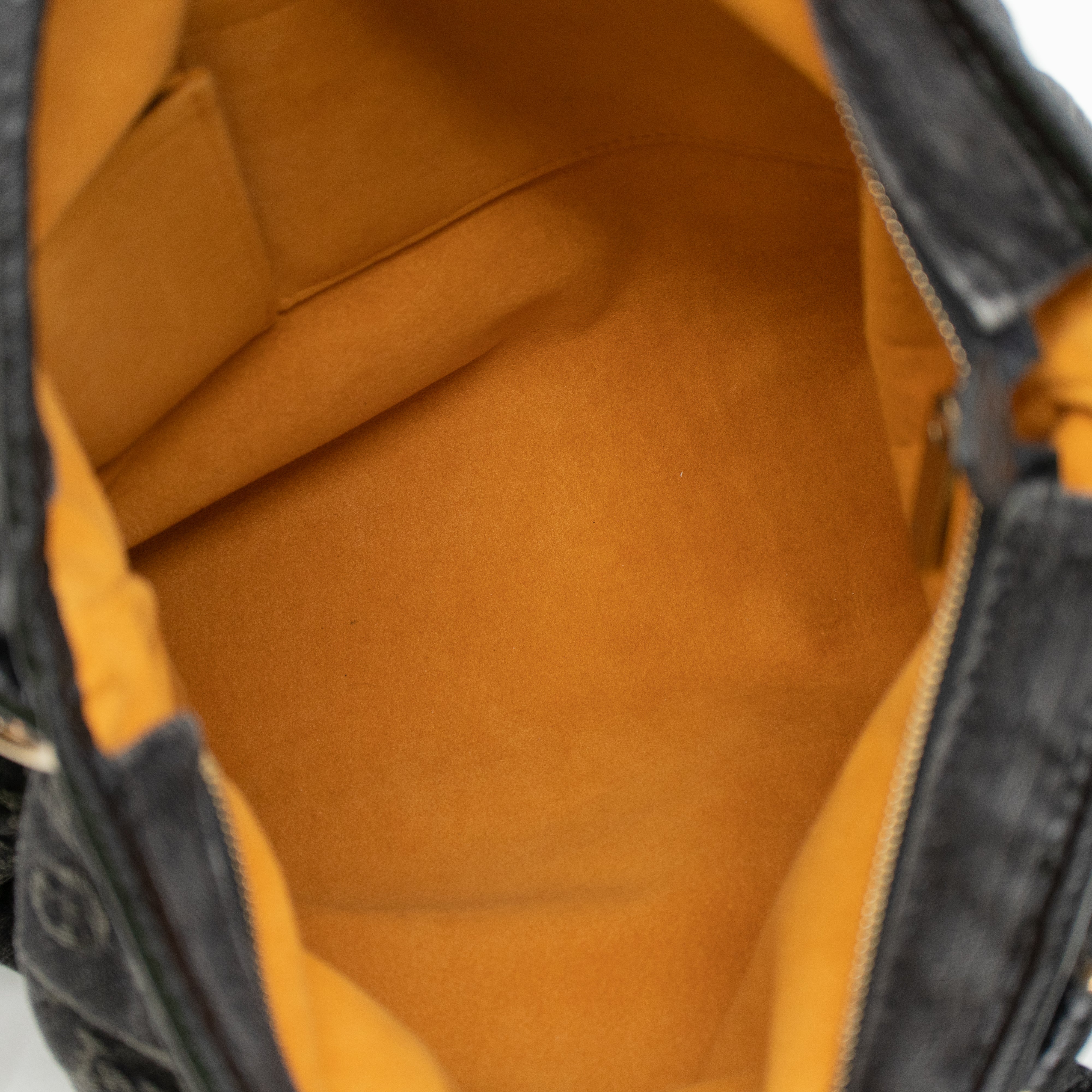 Neo Cabby MM Black Denim