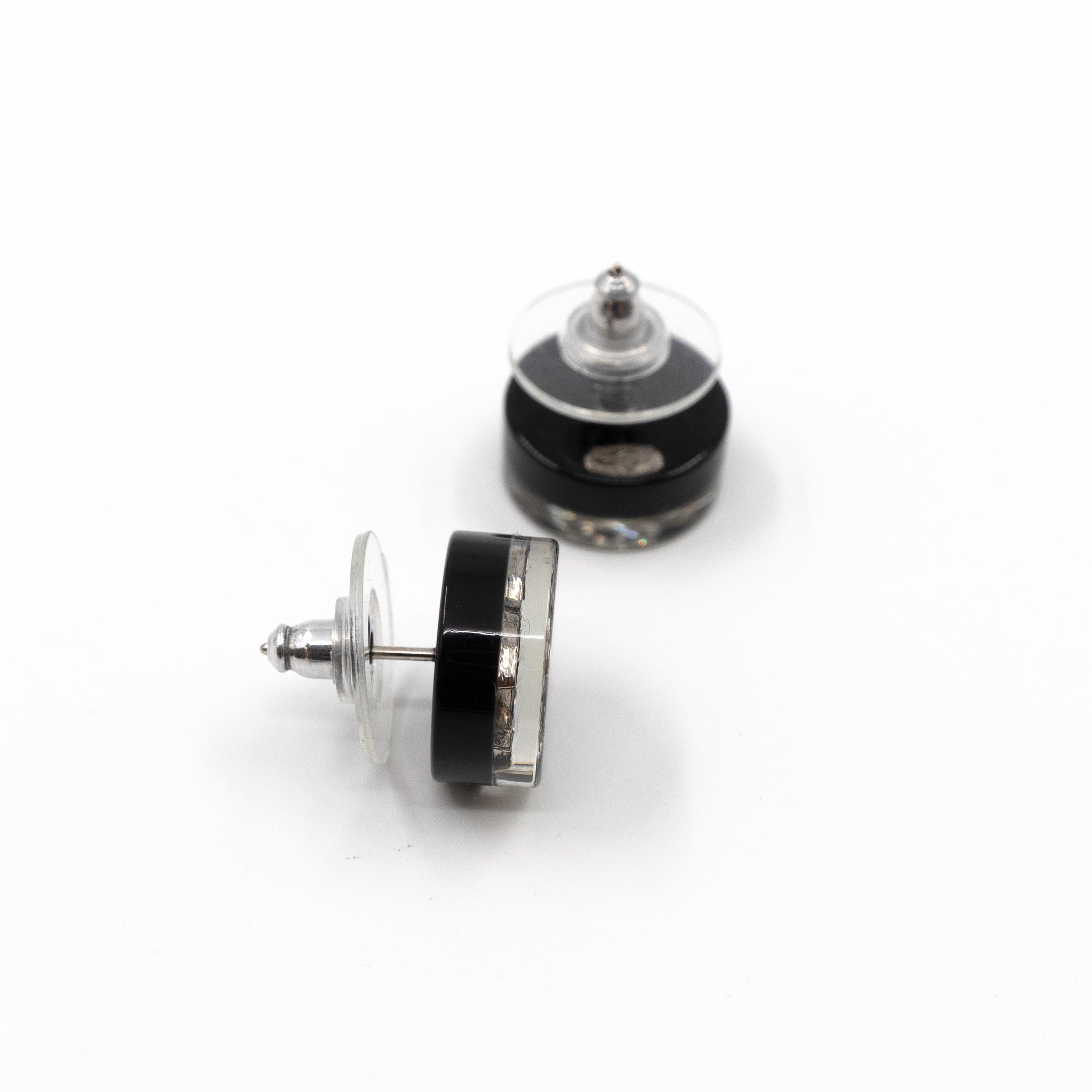 CC Round Earrings Black Crystal