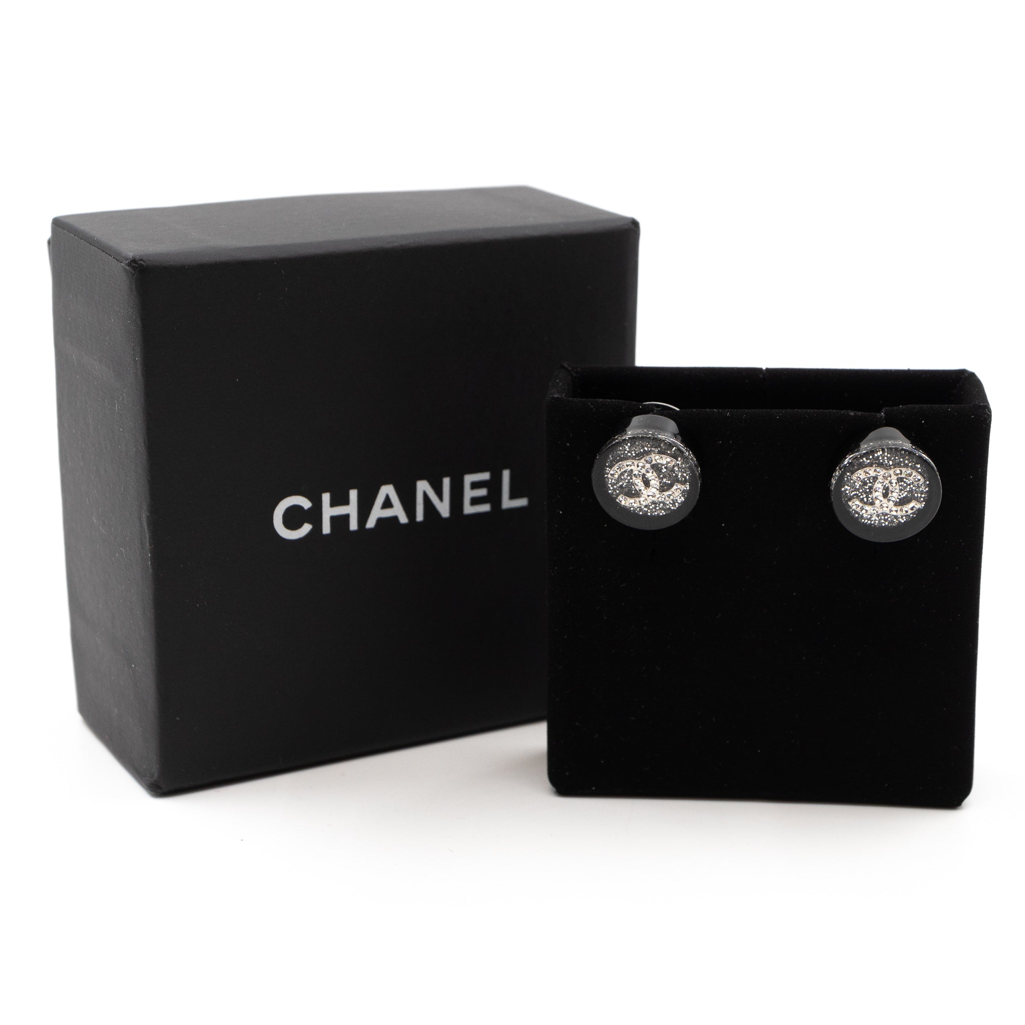 CC Round Earrings Black Crystal