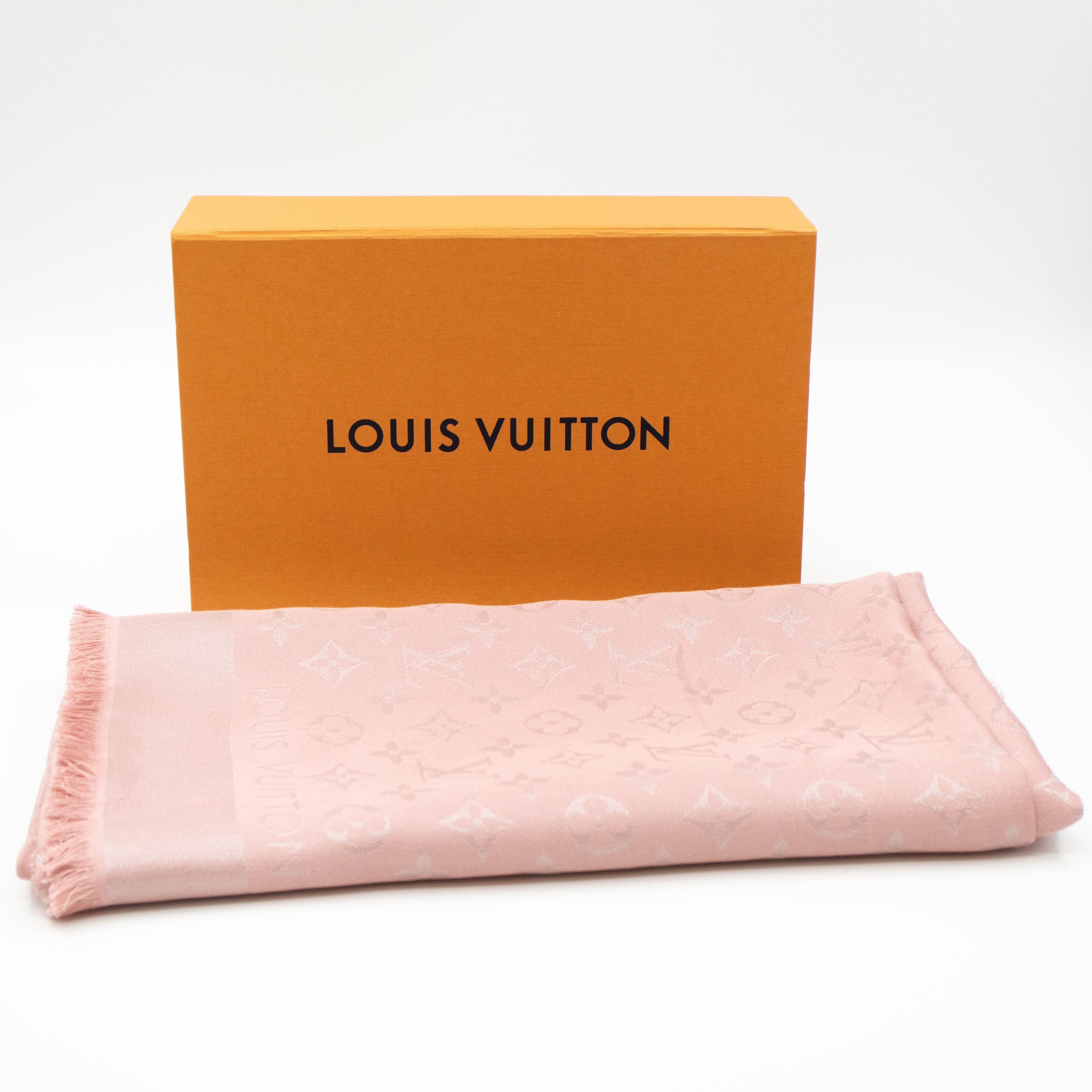 Monogram Shine Shawl Rose Velours