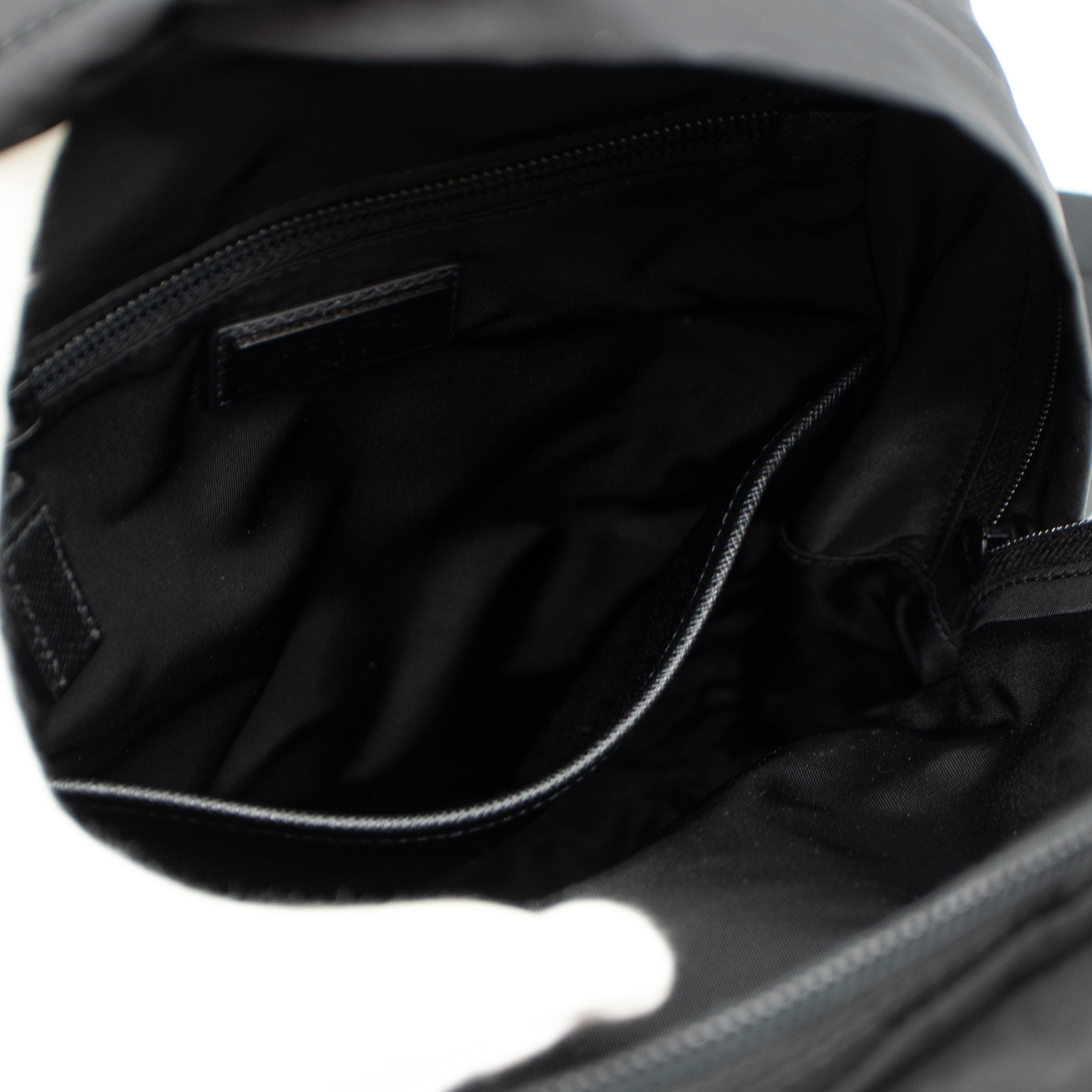 Single Strap Backpack Flame Black Nylon