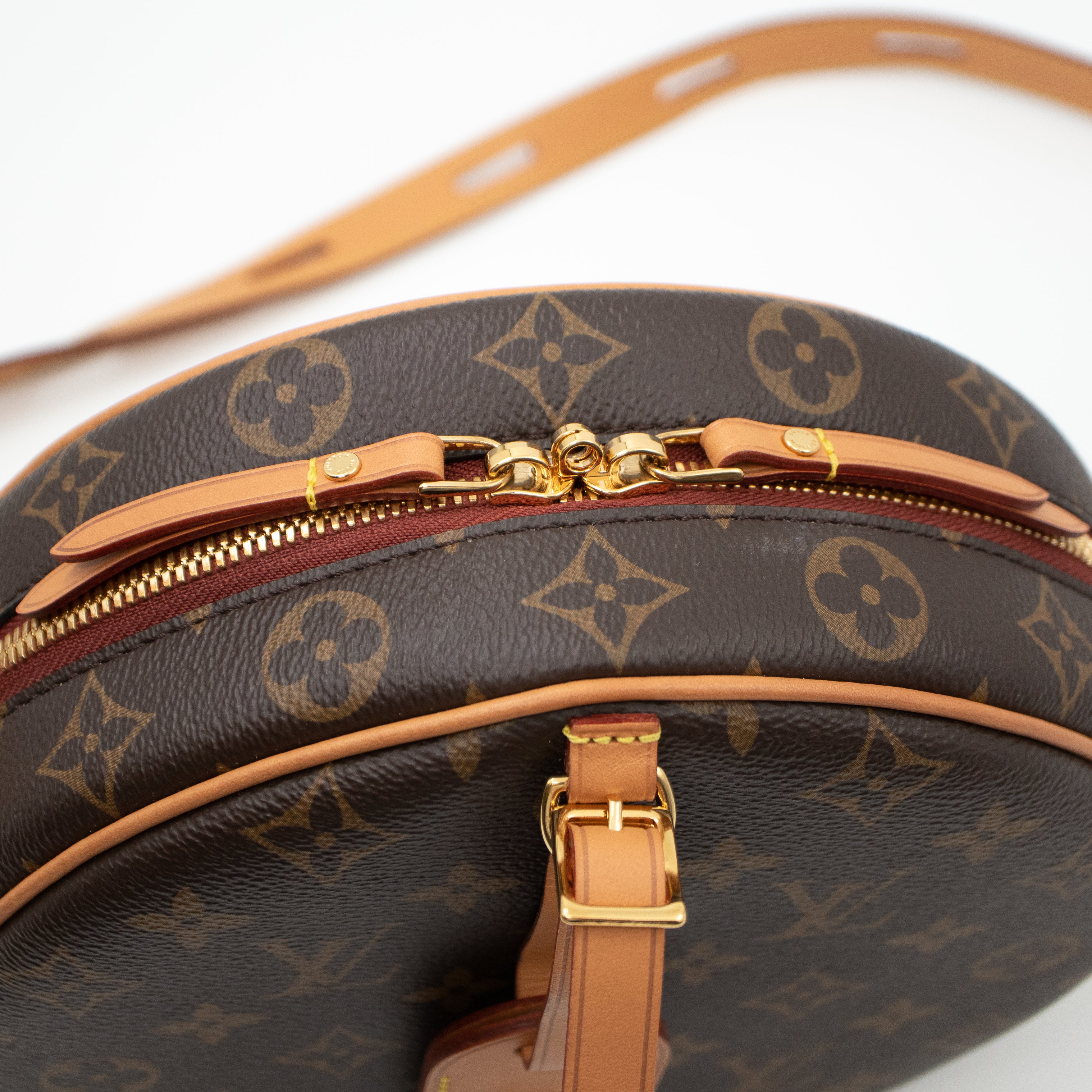 Boîte Chapeau Souple Monogram