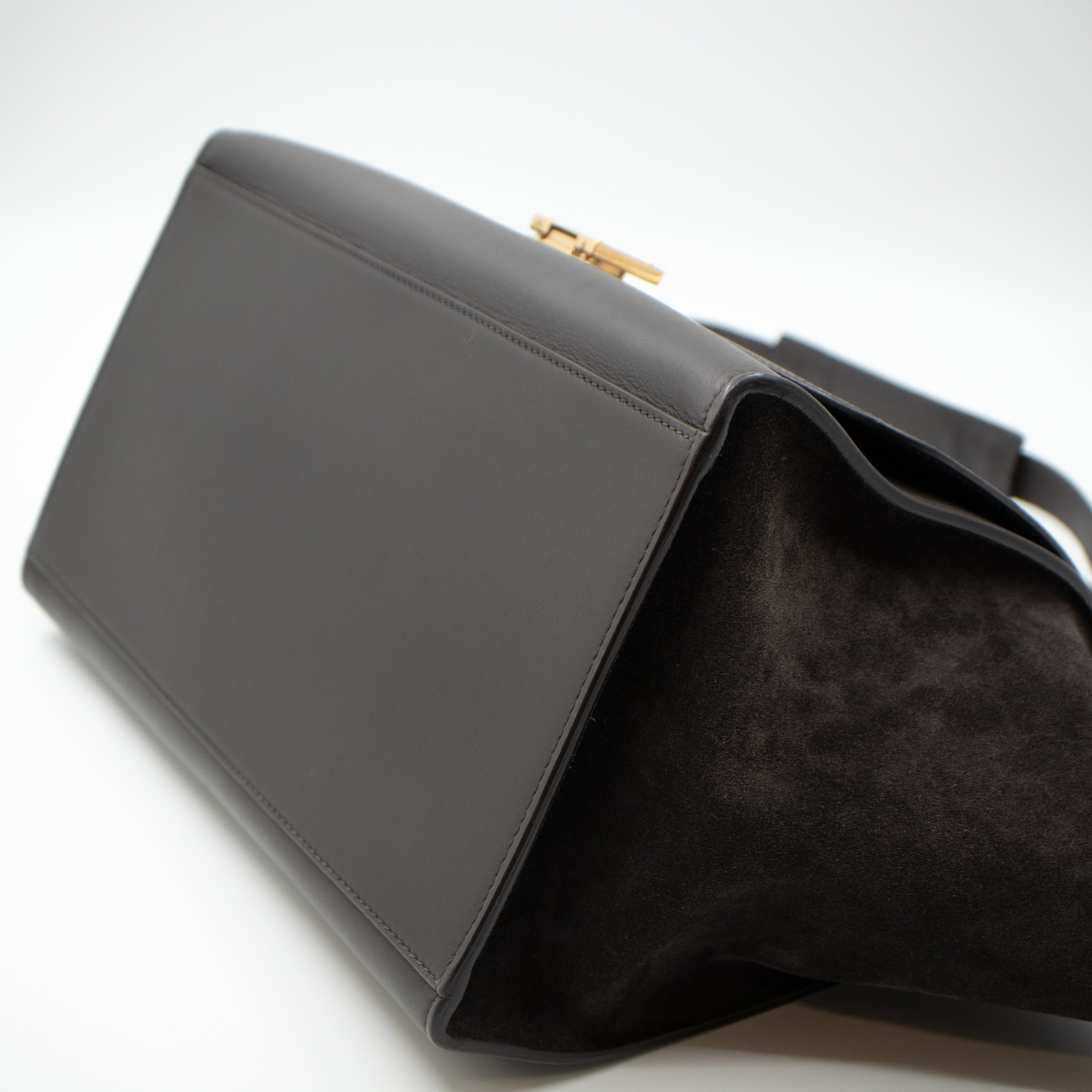 Trapeze Medium Brown & Black