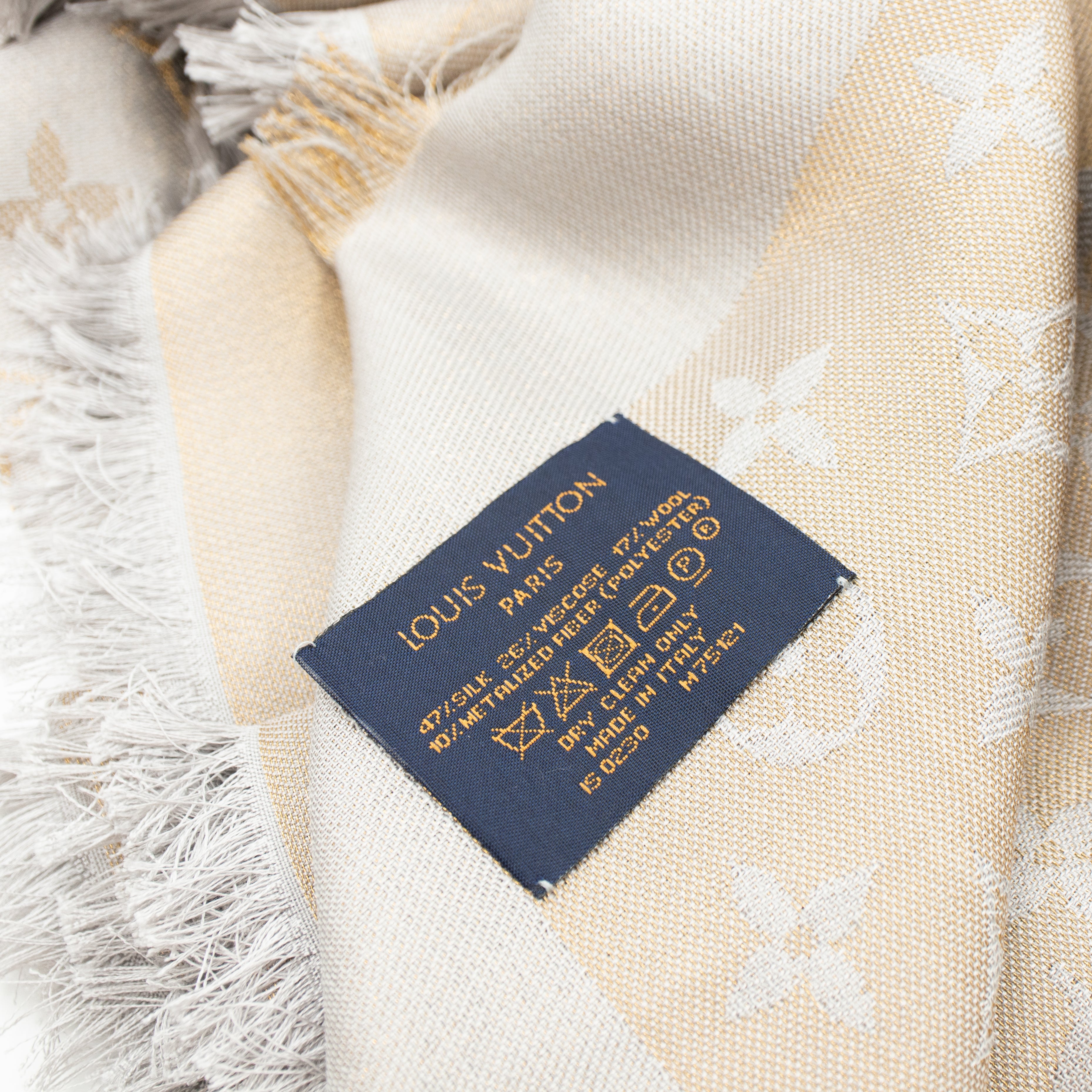 Monogram Shine Shawl Greige Gold