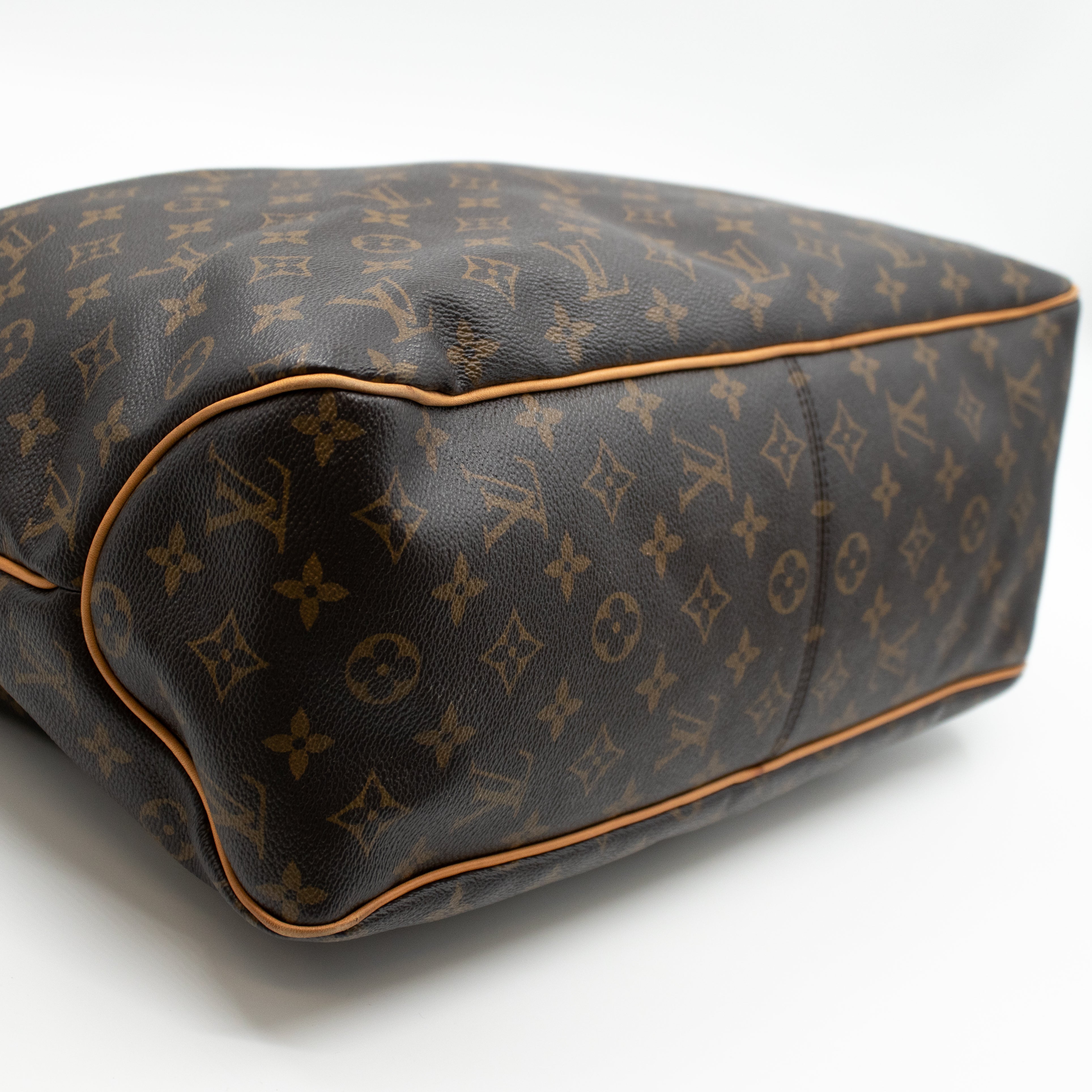 Delightful MM Monogram