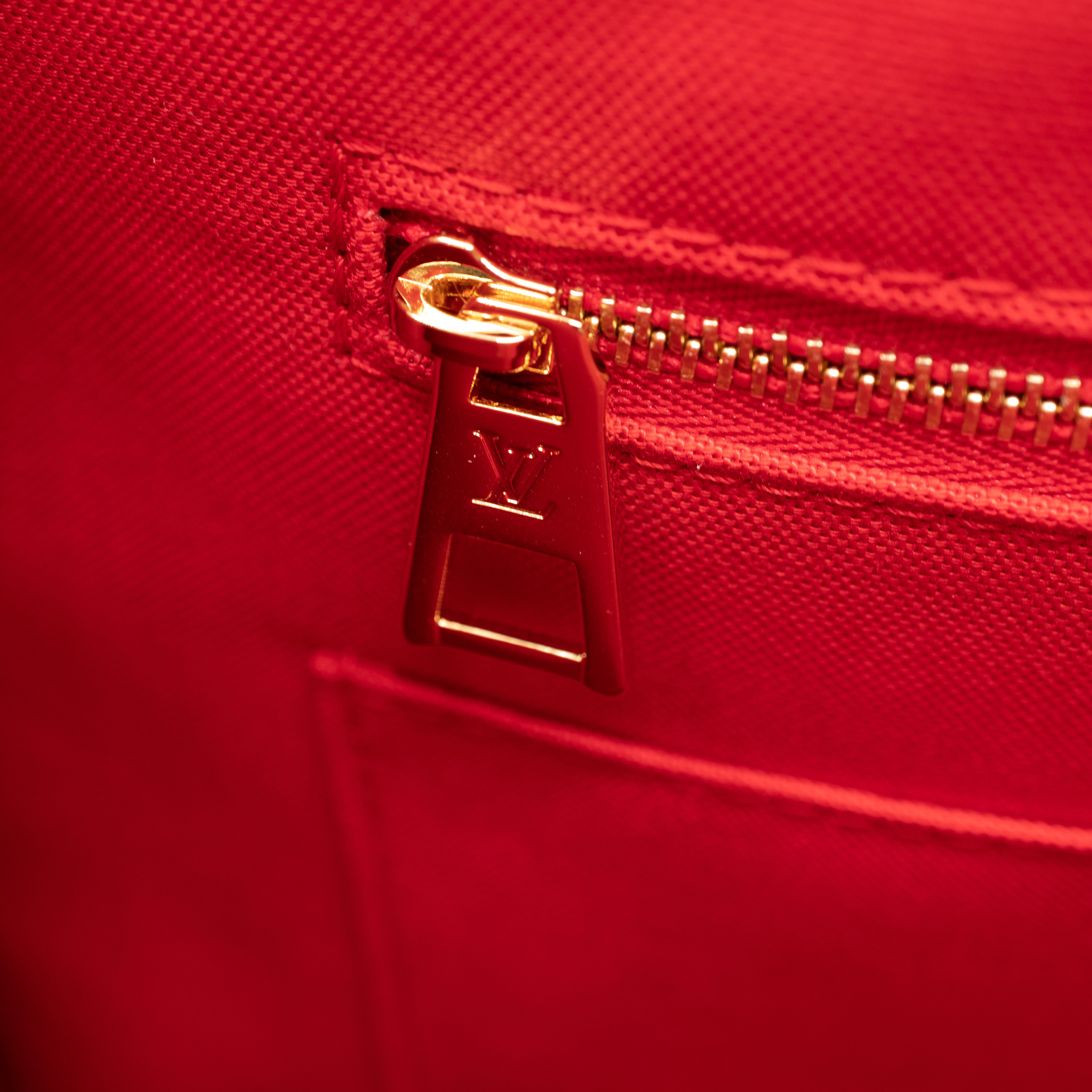 Onthego GM Monogram Reverse