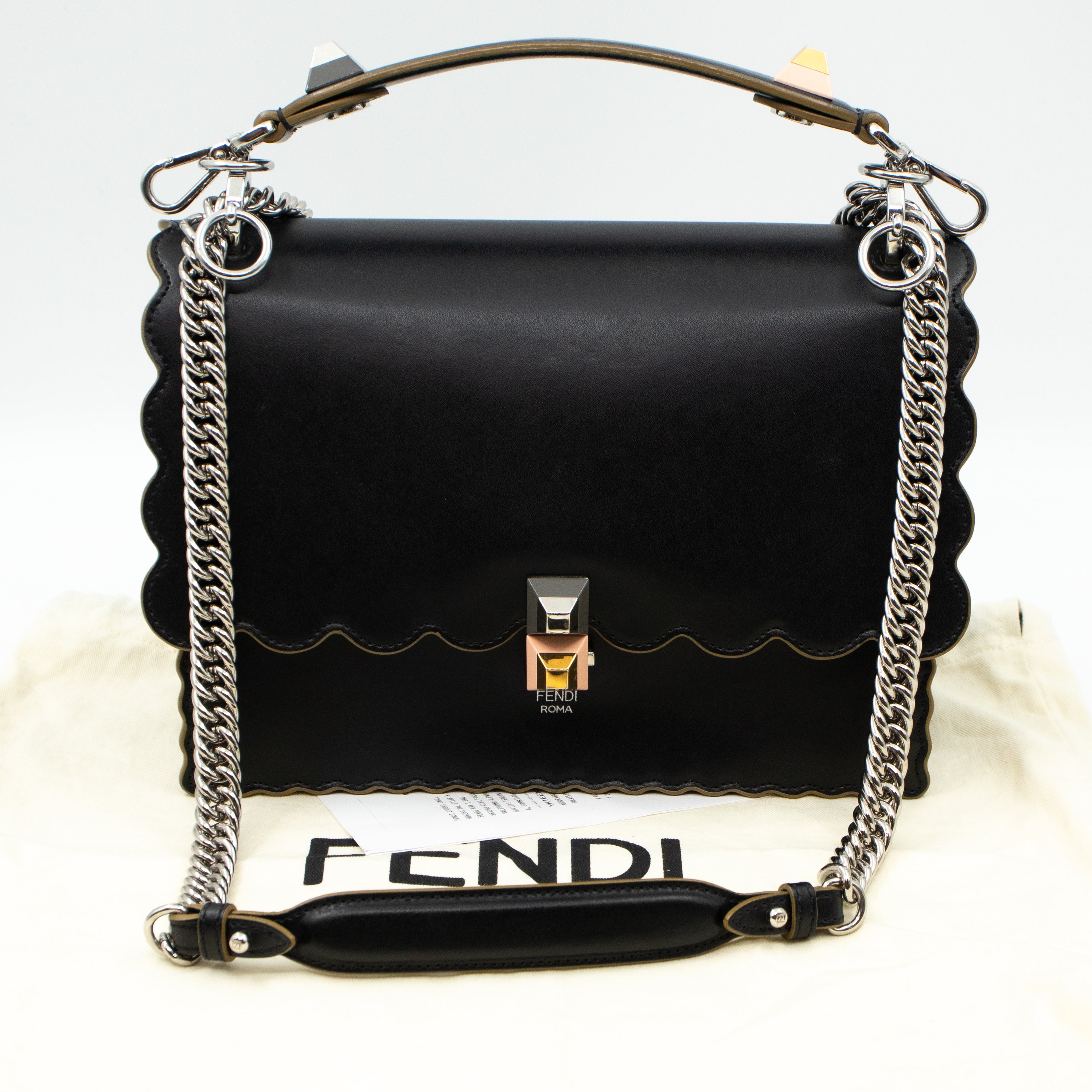 Kan I Medium Black Leather