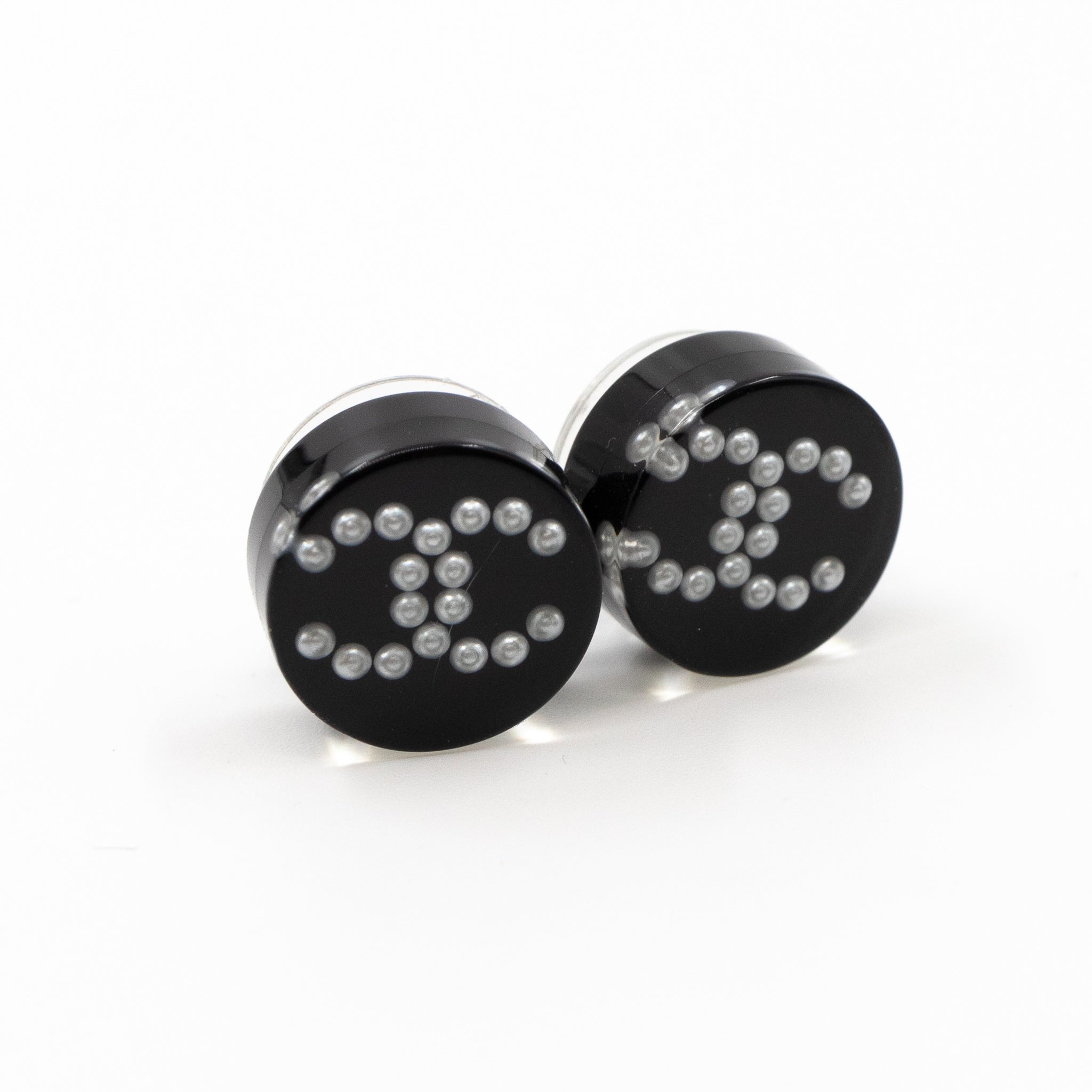 CC Round Earrings Black Pearl