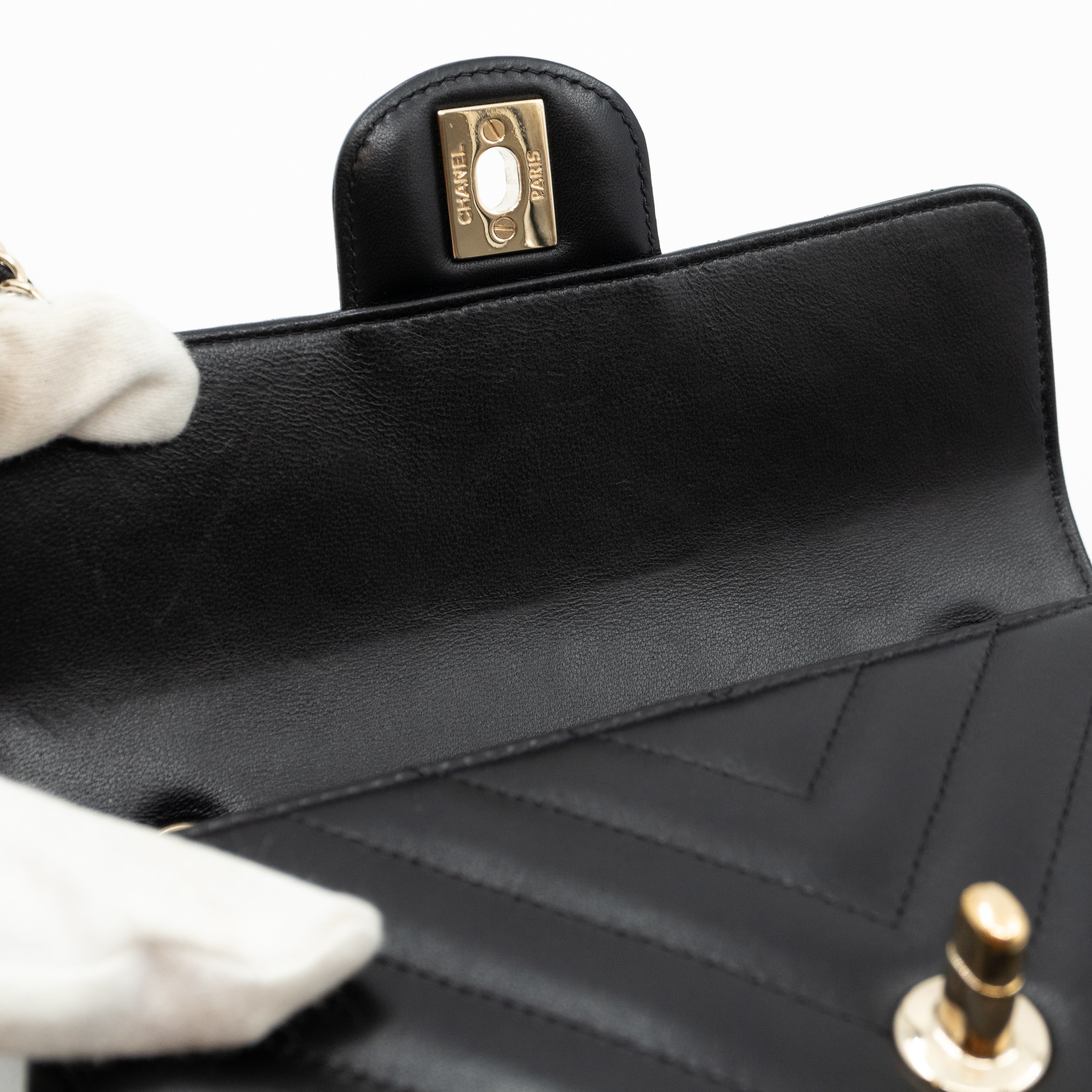 Classic Mini Rectangular Chevron Black Leather