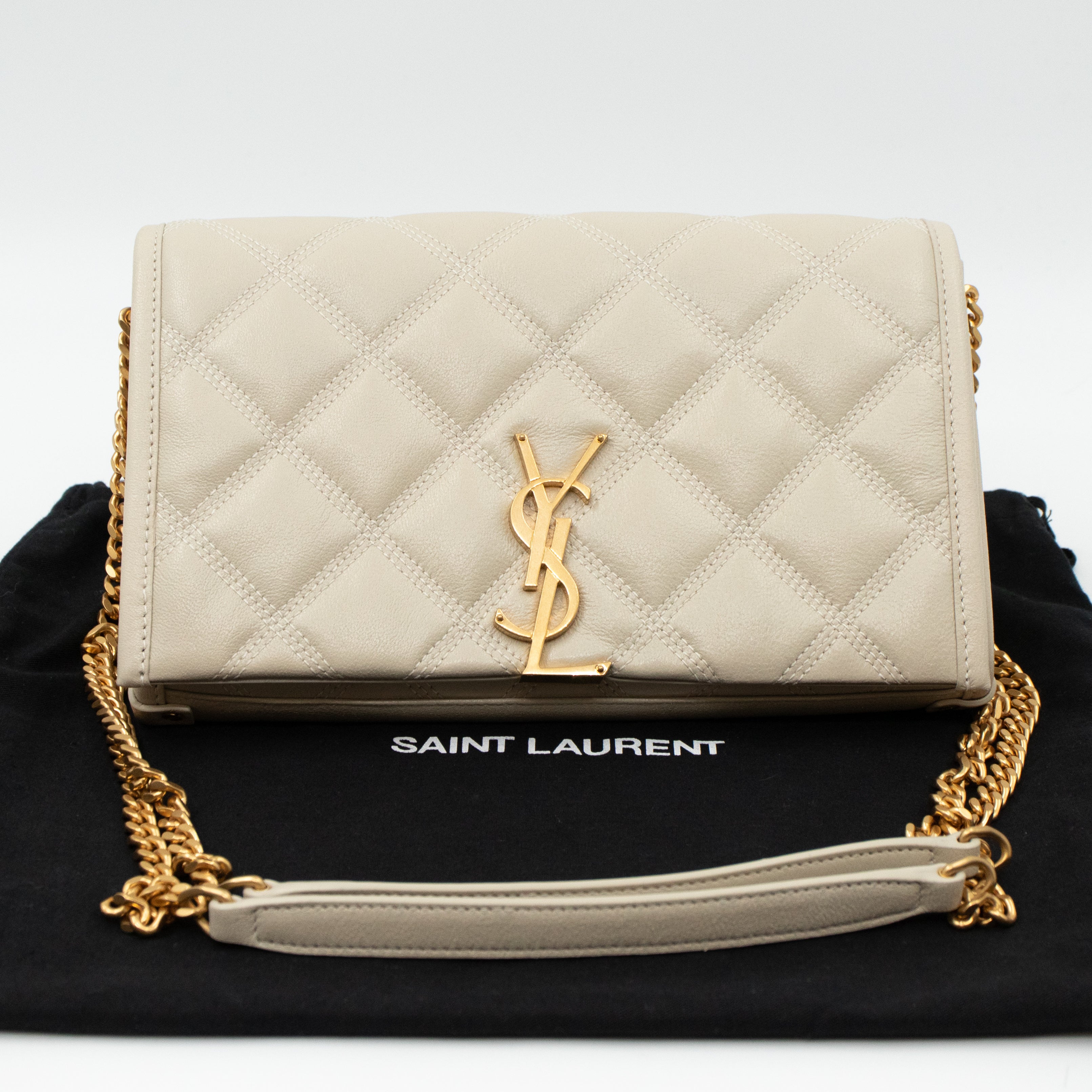 Becky Wallet on Chain Blanc Leather