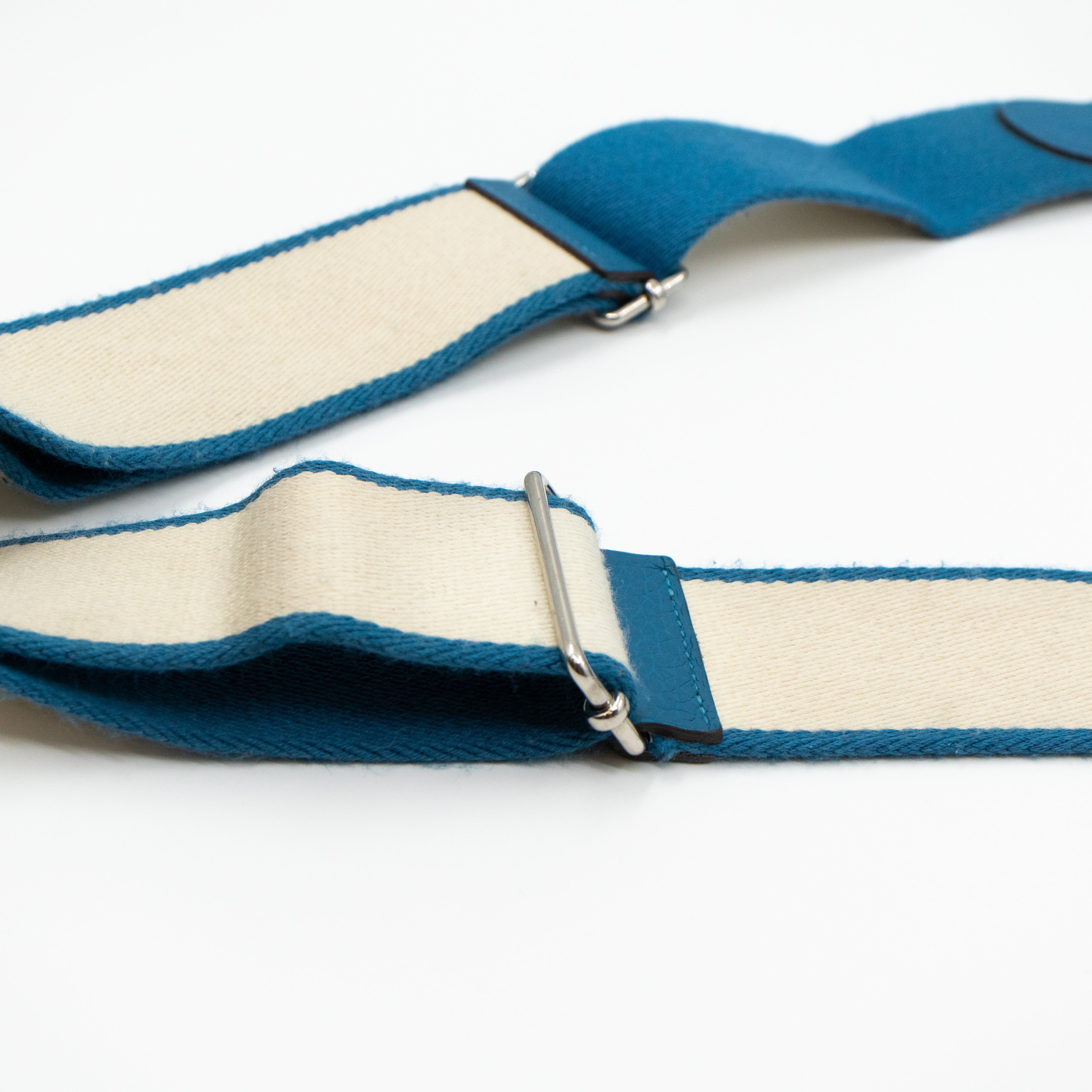 Evelyne III 31 Blue Jean