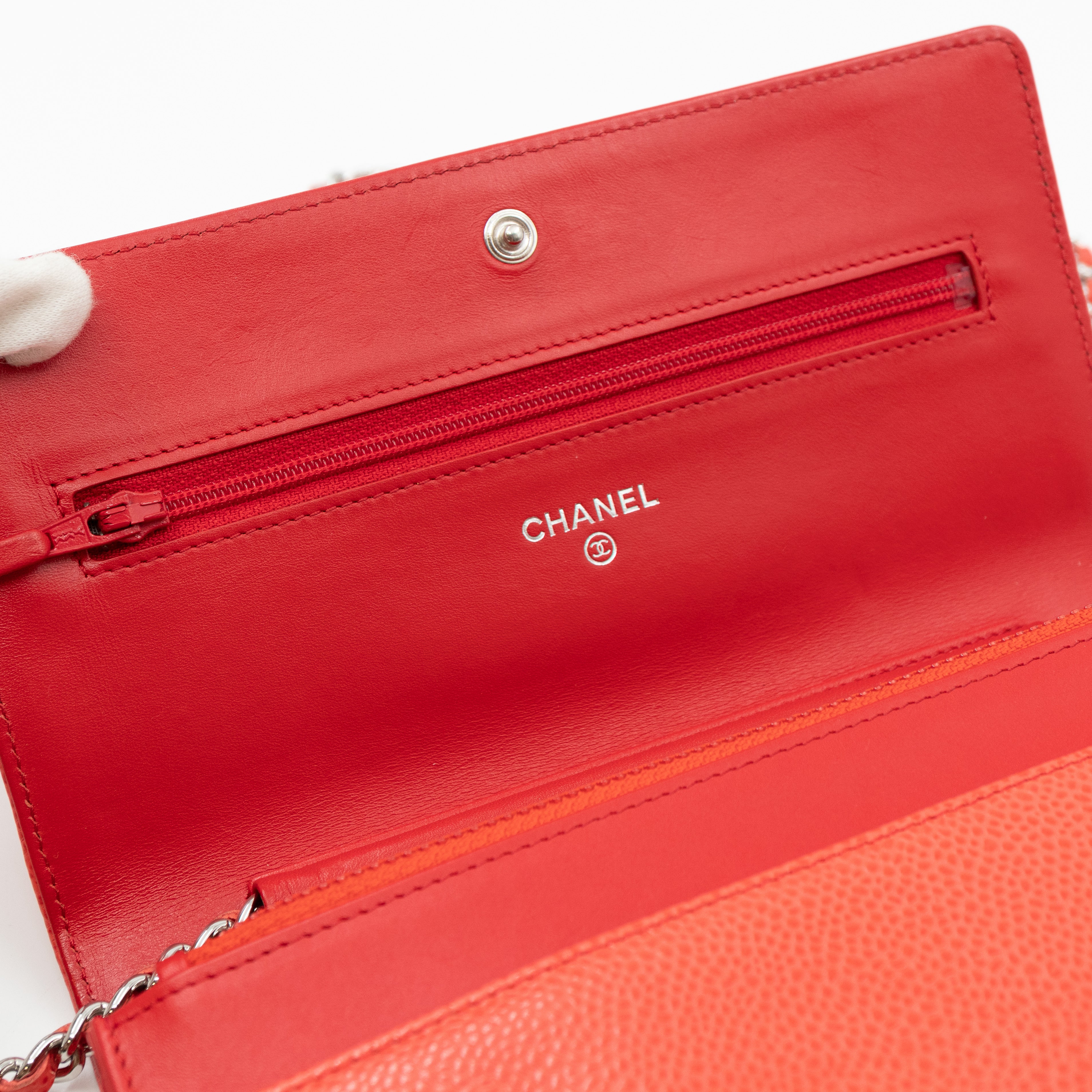 Classic CC Wallet On Chain Coral Caviar