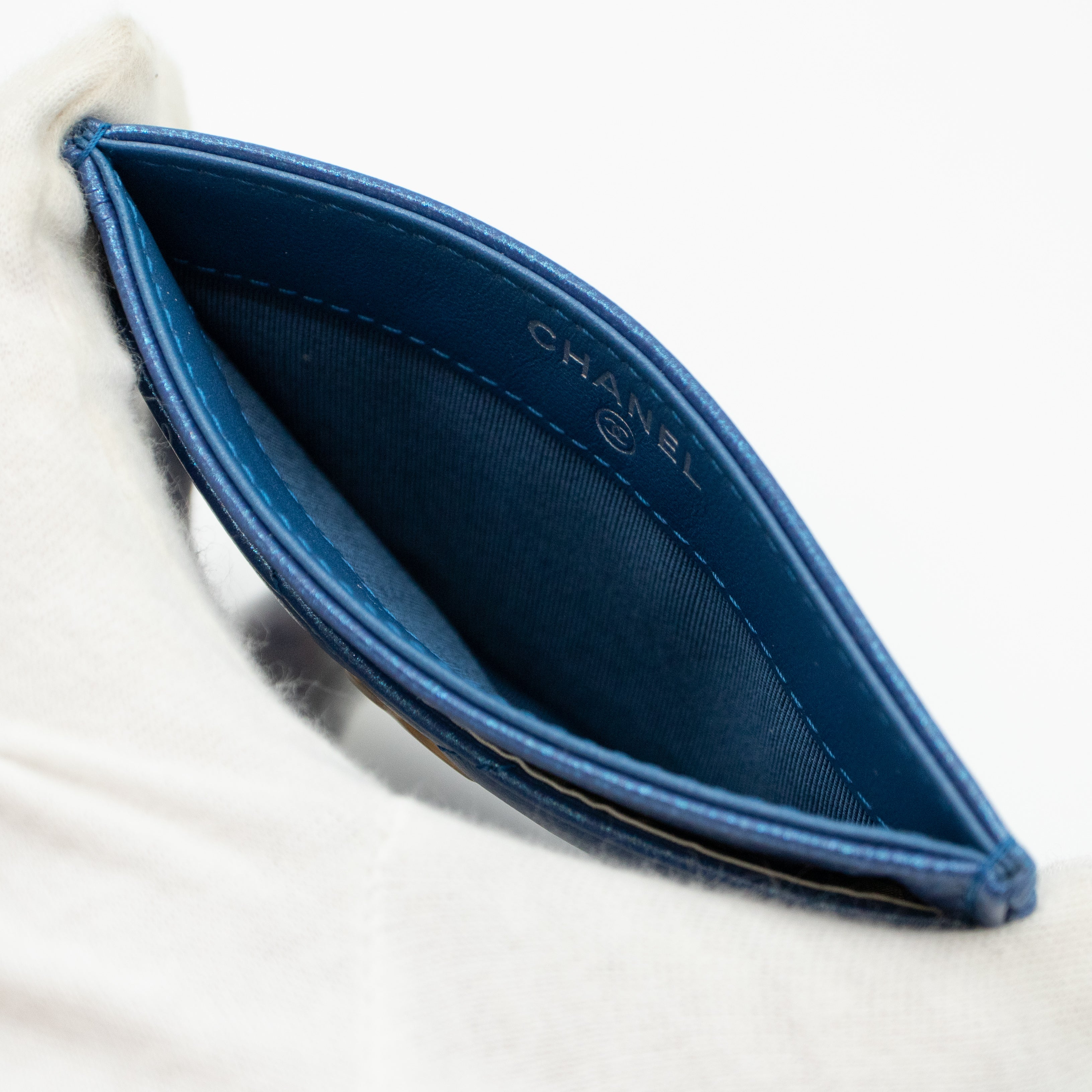 Card Holder Gabrielle Iridescent Blue Leather