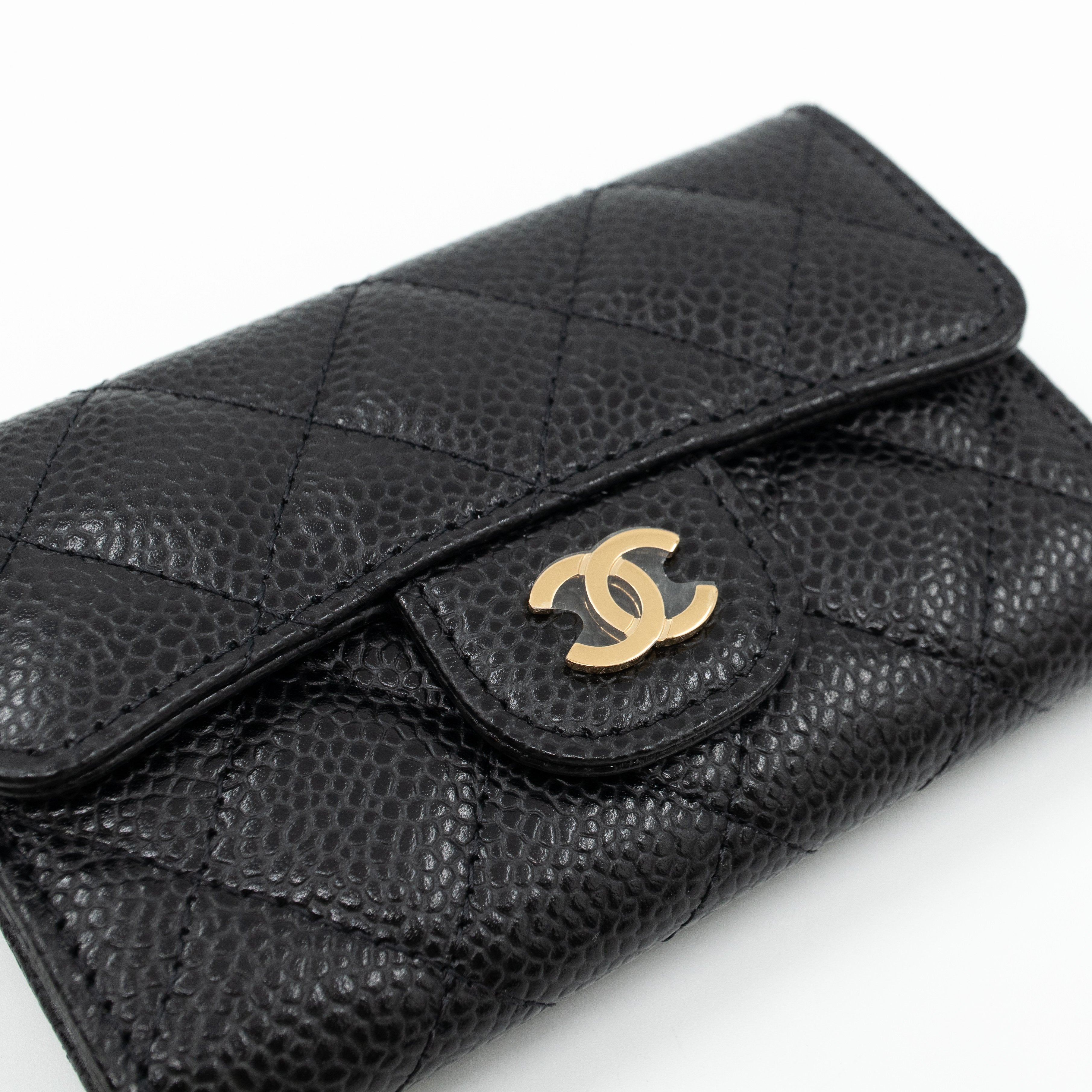 Classic Flap Card Case Black Caviar
