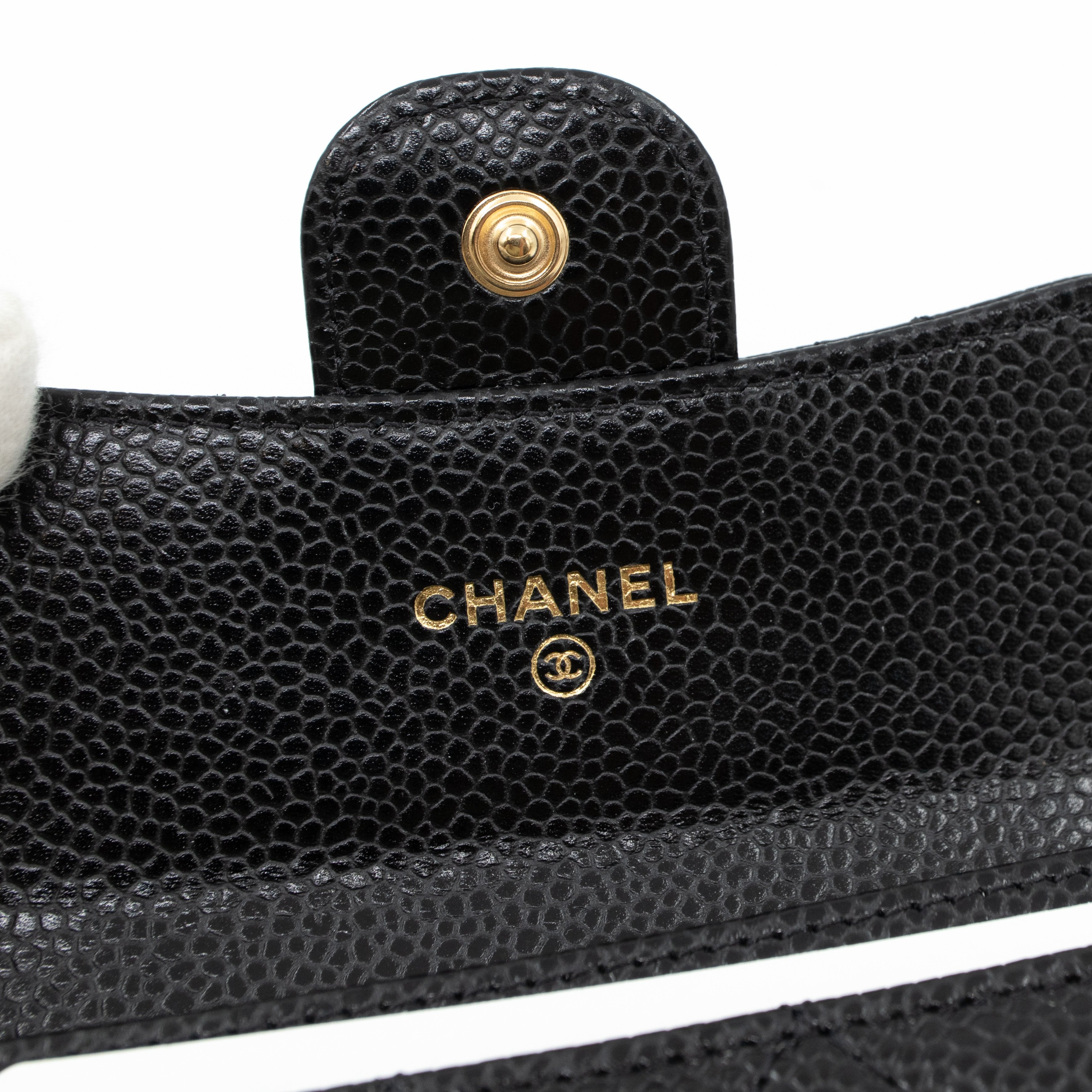 Classic Flap Card Case Black Caviar