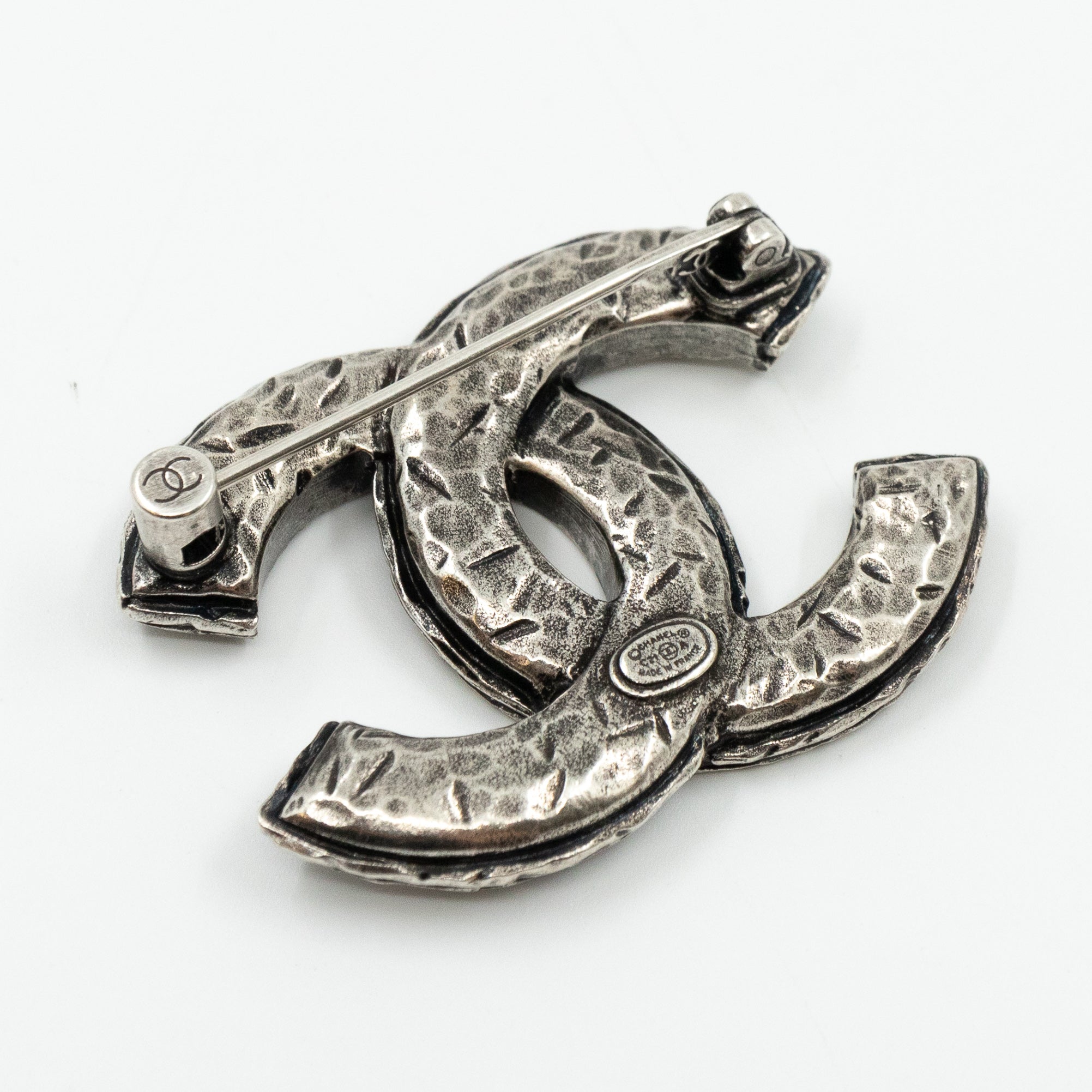 CC Brooch Crystal Ruthenium
