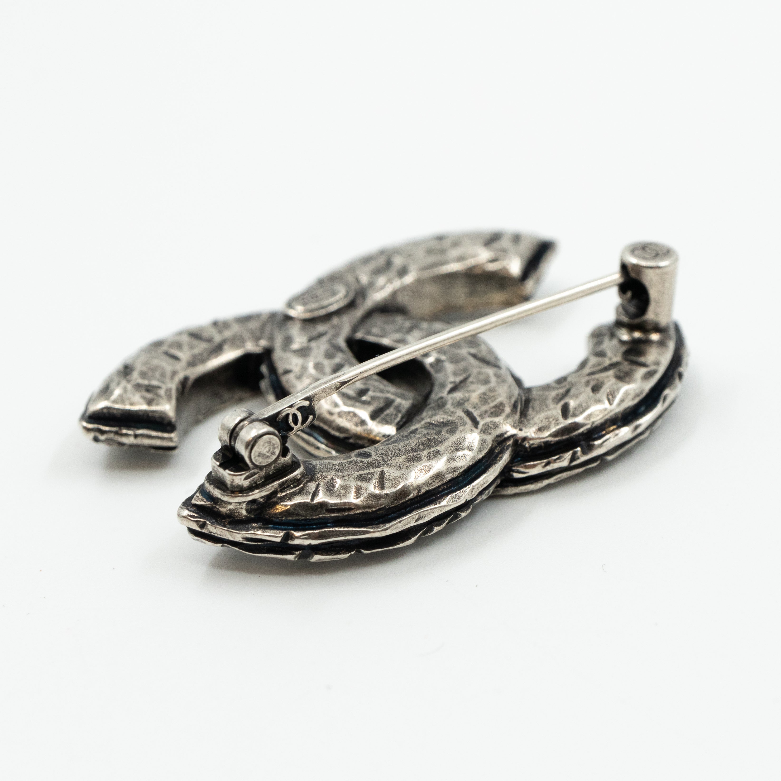 CC Brooch Crystal Ruthenium