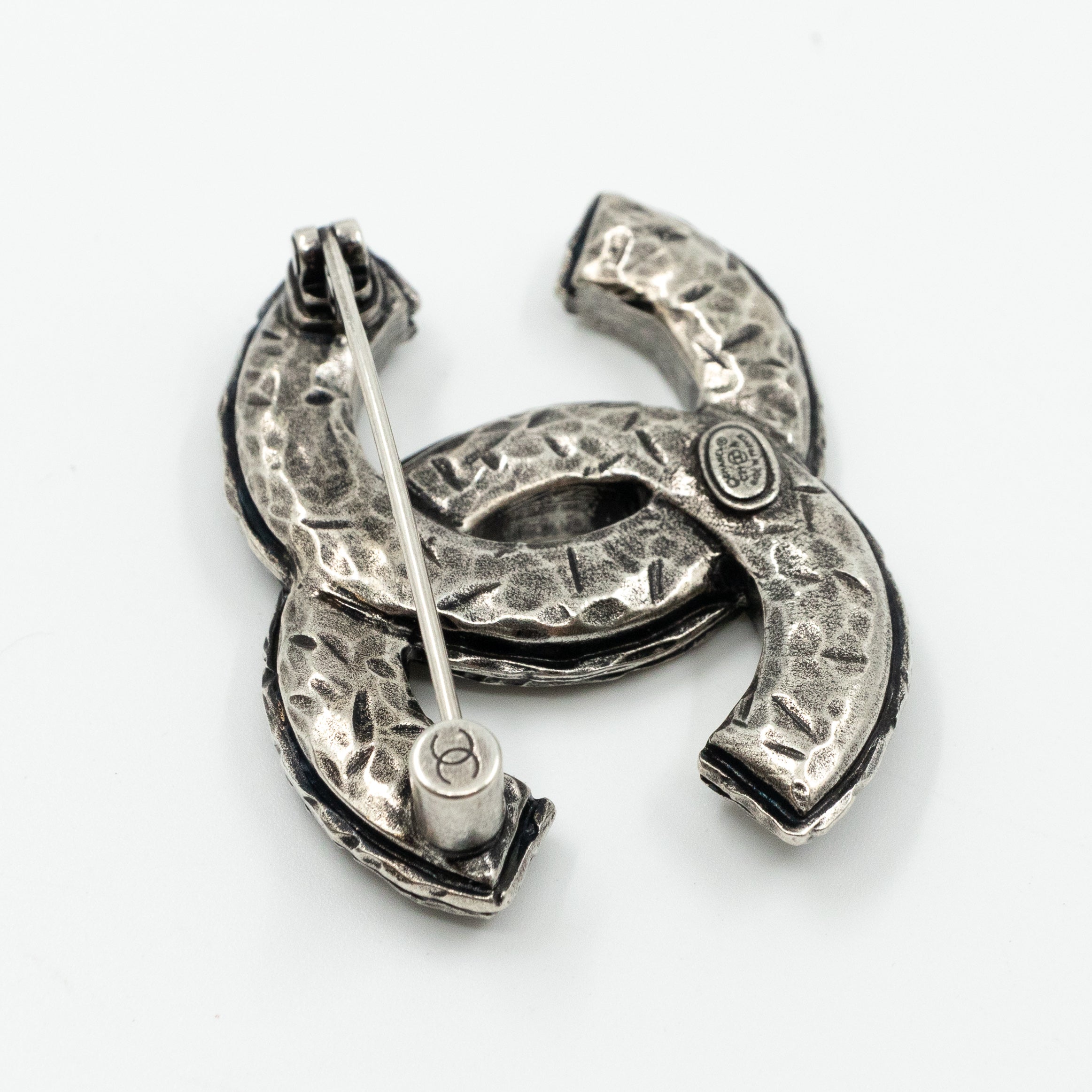 CC Brooch Crystal Ruthenium