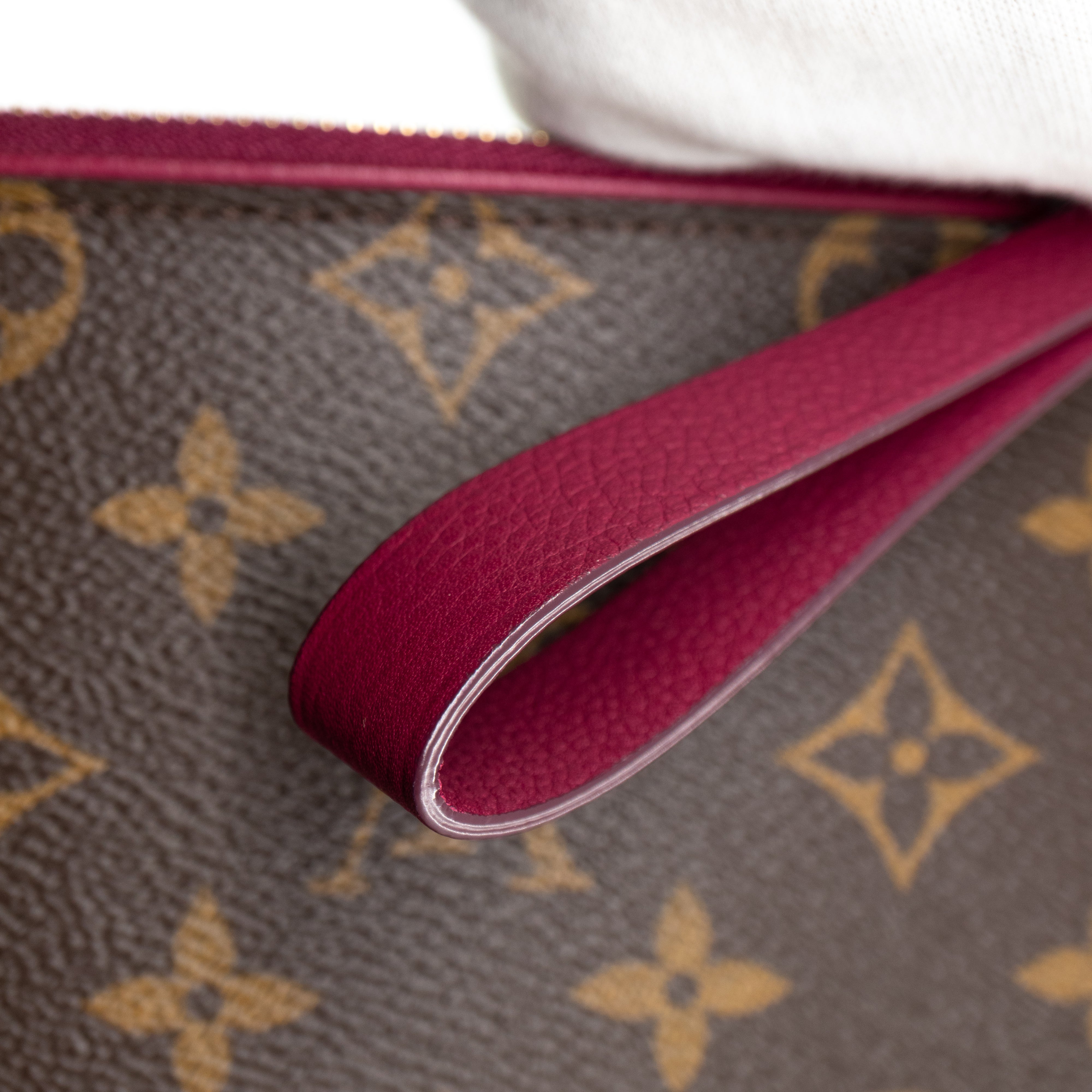 Pochette Pallas Monogram Aurore