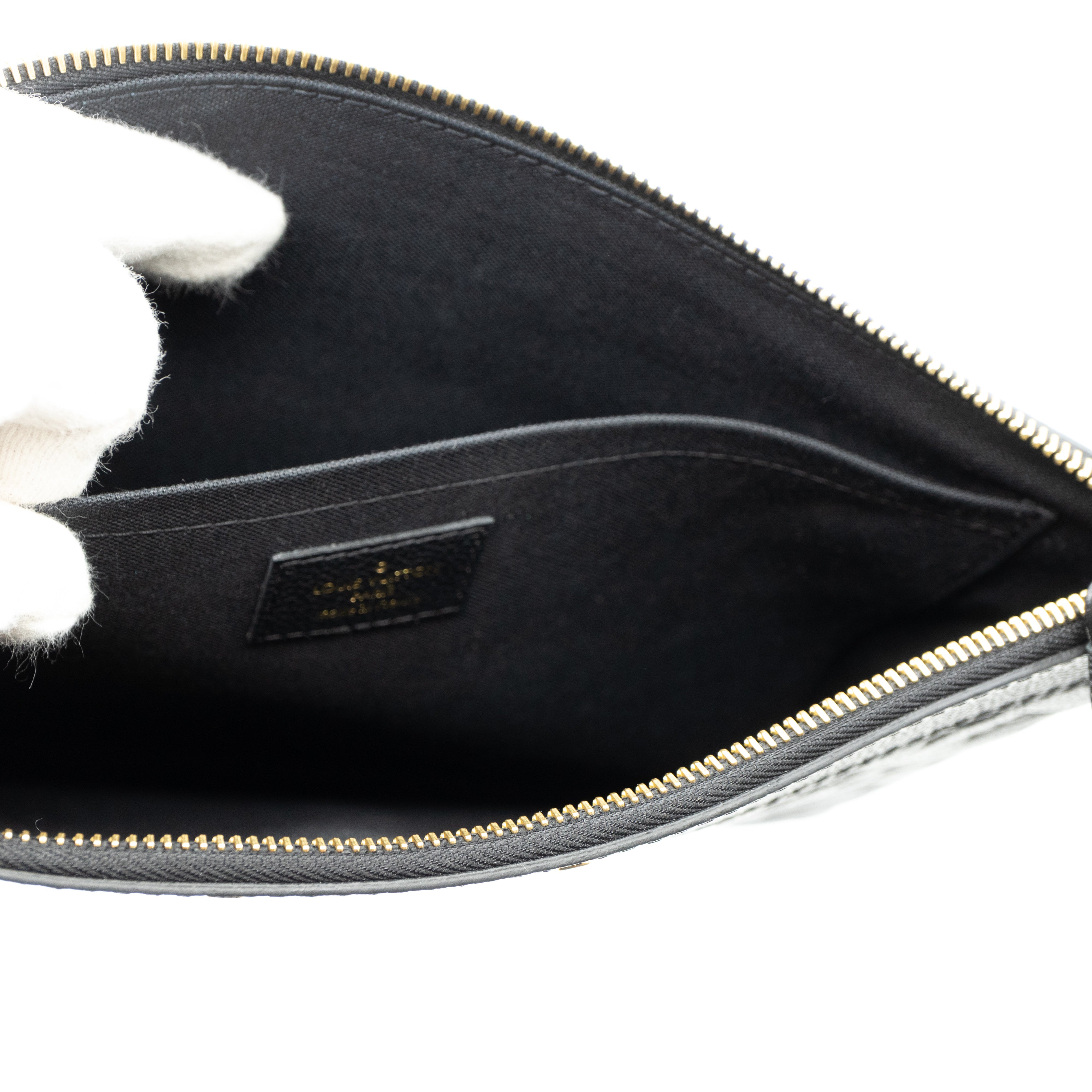 Daily Pouch Monogram Empreinte Black