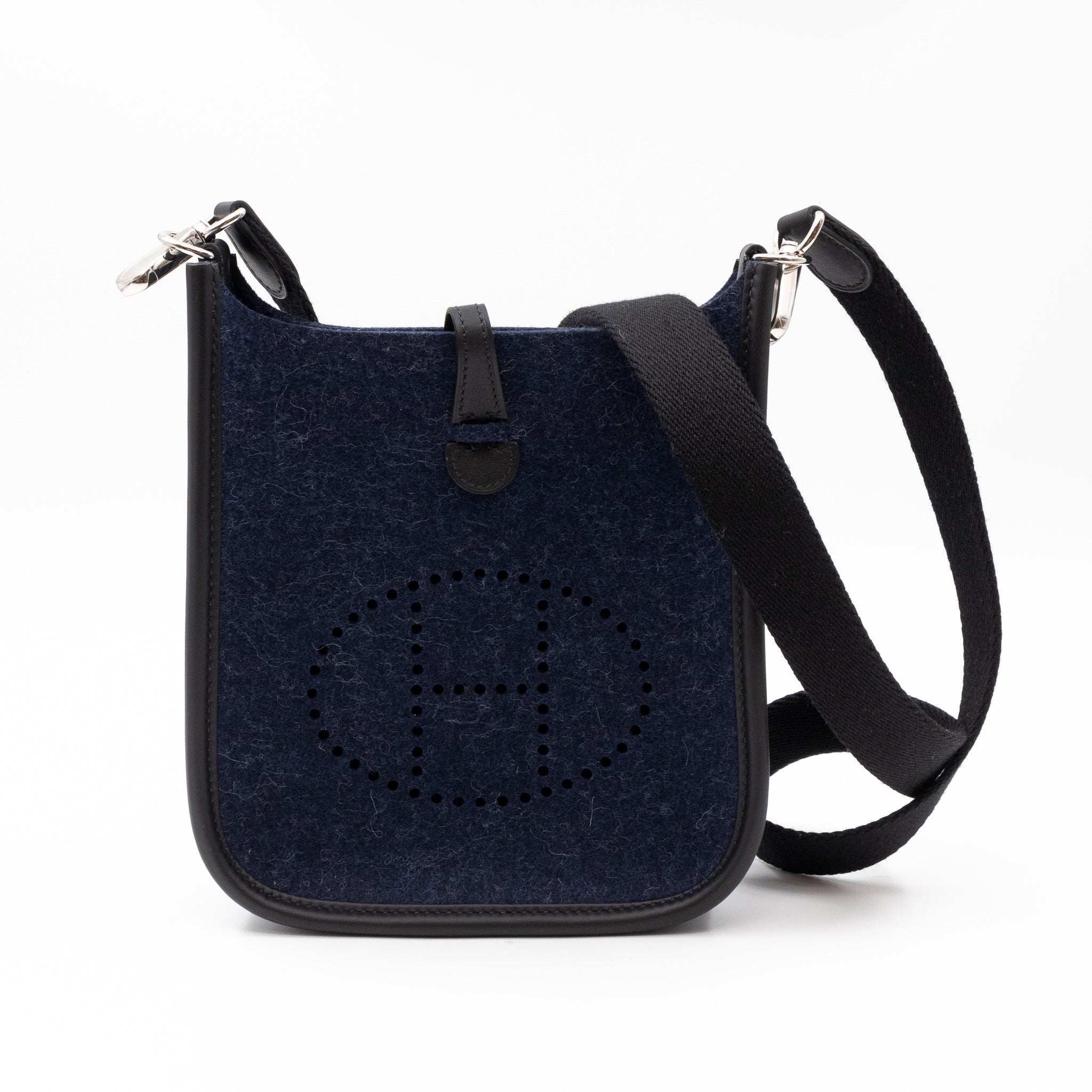 Evelyne 16 Amazone Blue Felt