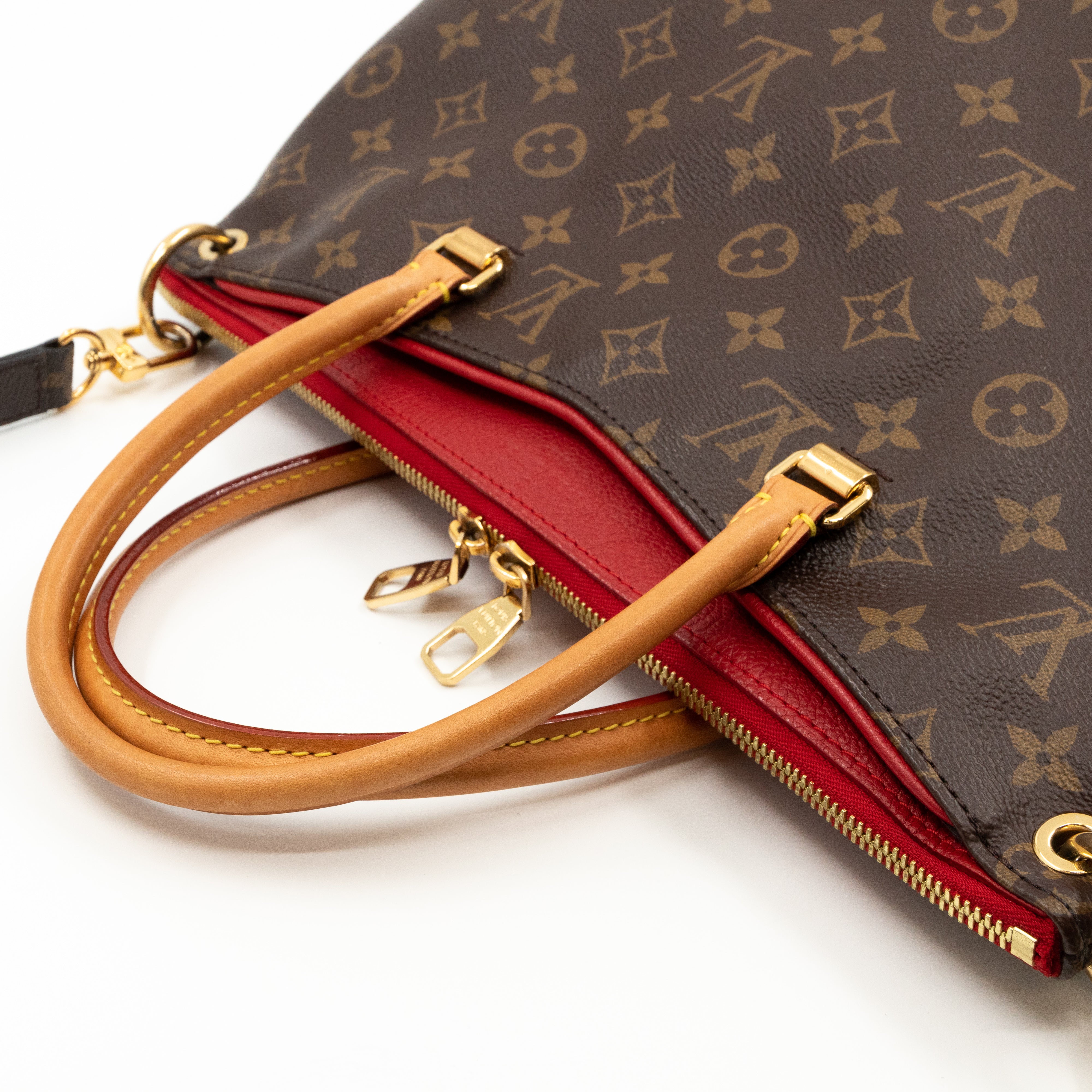 Pallas Monogram Cerise