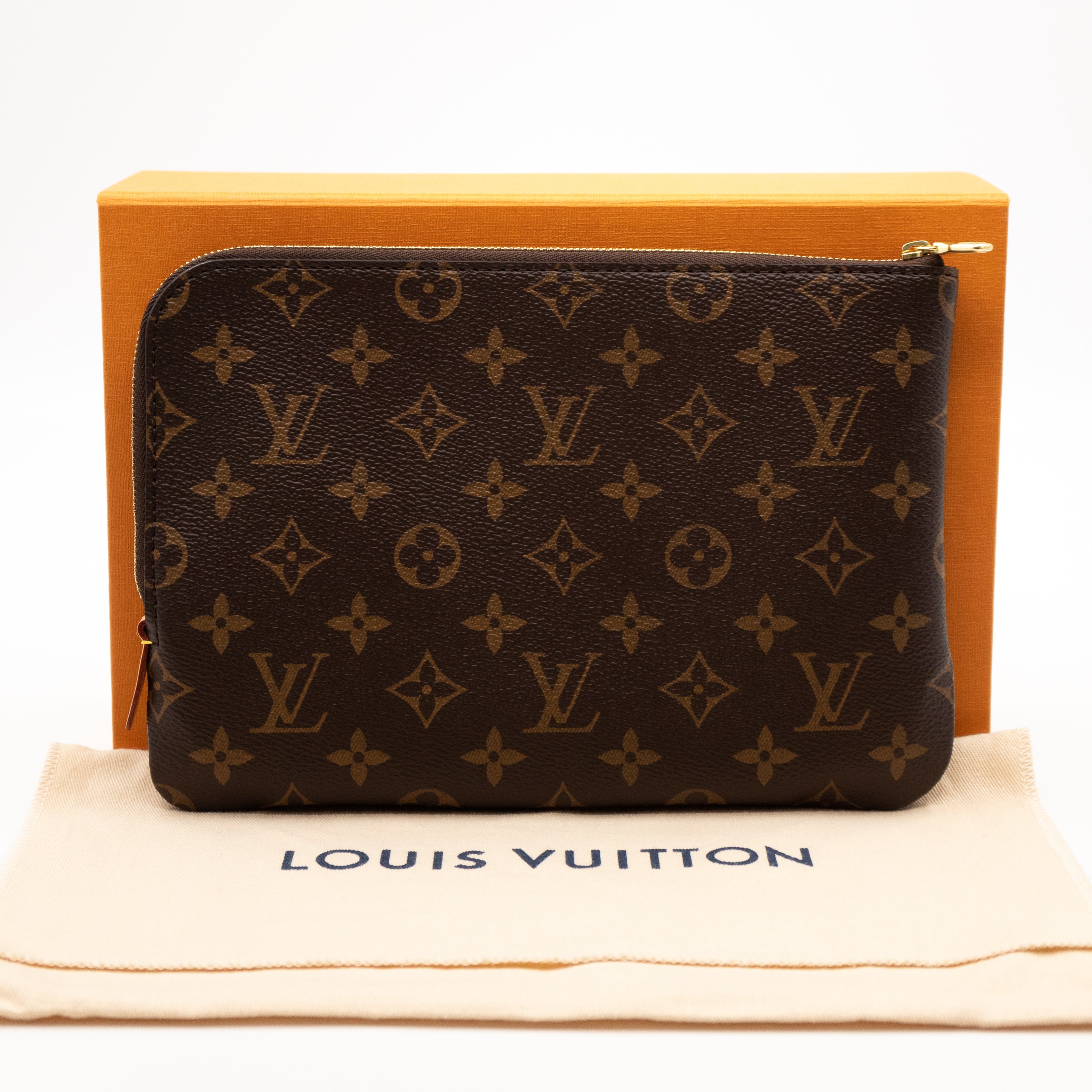 Louis Vuitton – Louis Vuitton Etui Voyage PM Monogram – Queen Station