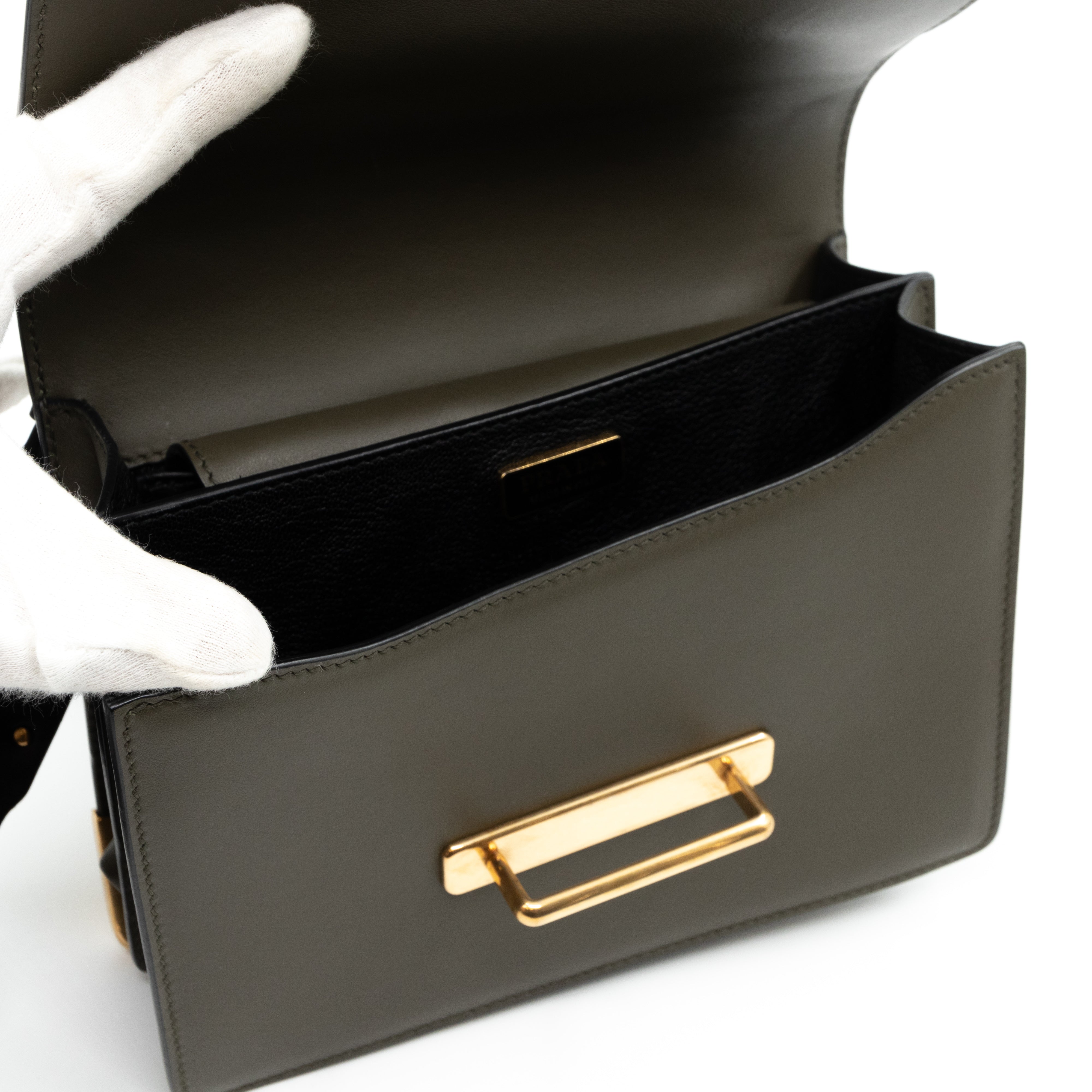 Cahier Military Green Leather