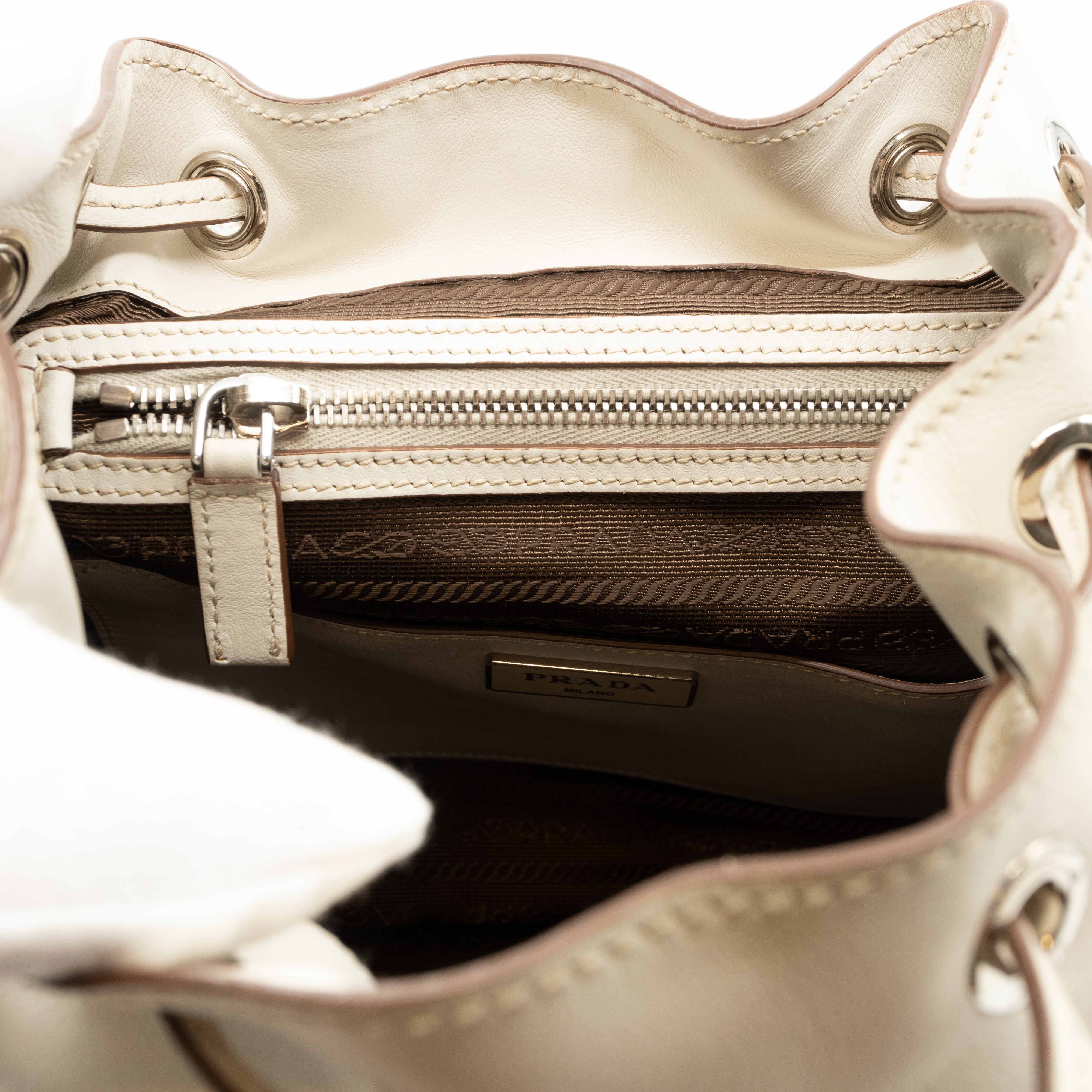 City Sport Backpack Talc White Leather