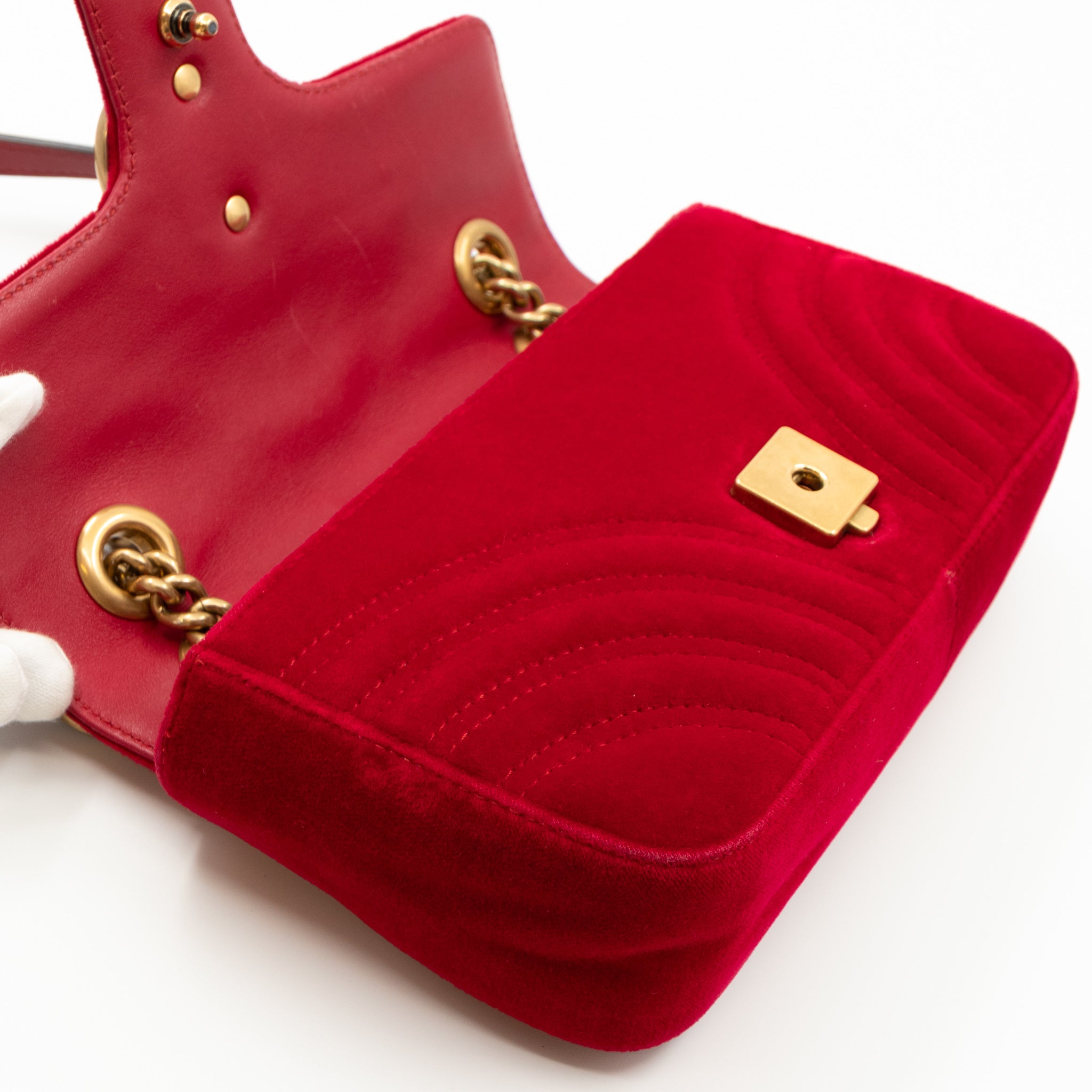 GG Marmont Flap Matelasse Mini Bag Red Velvet