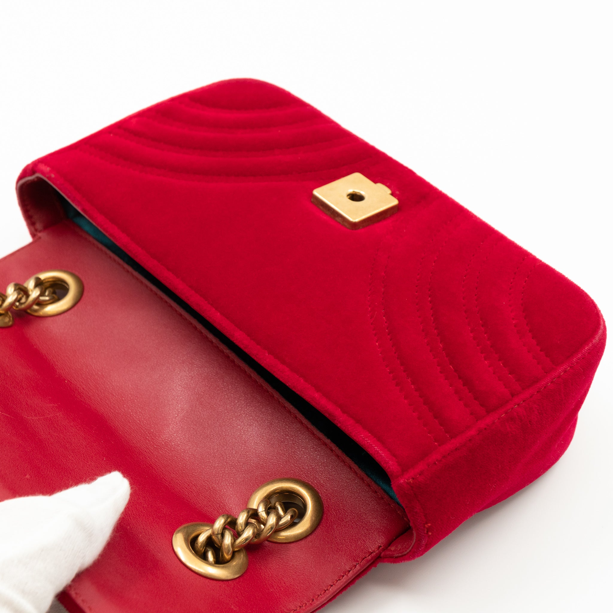 GG Marmont Flap Matelasse Mini Bag Red Velvet