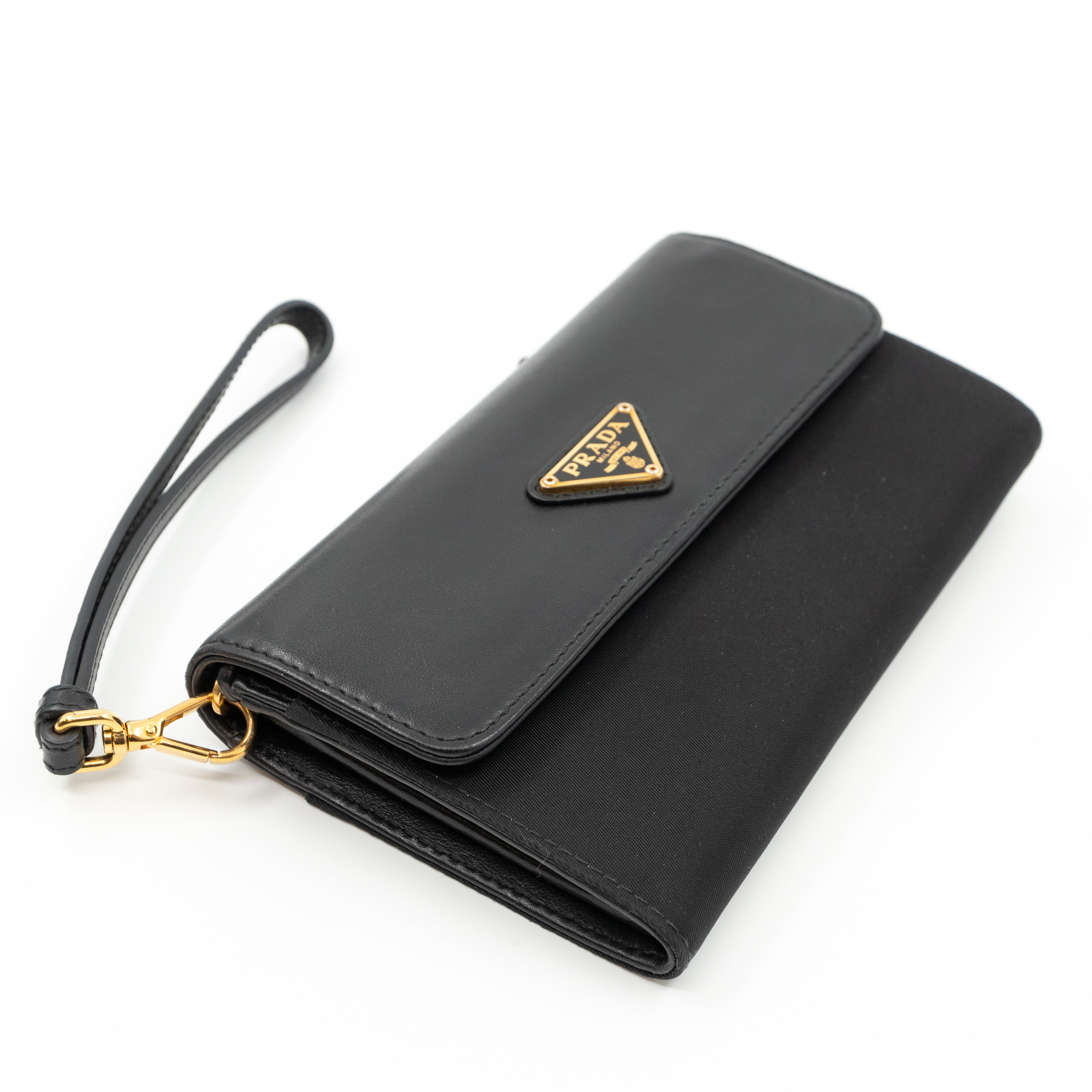Leather Flap Nylon Wristlet Wallet Black