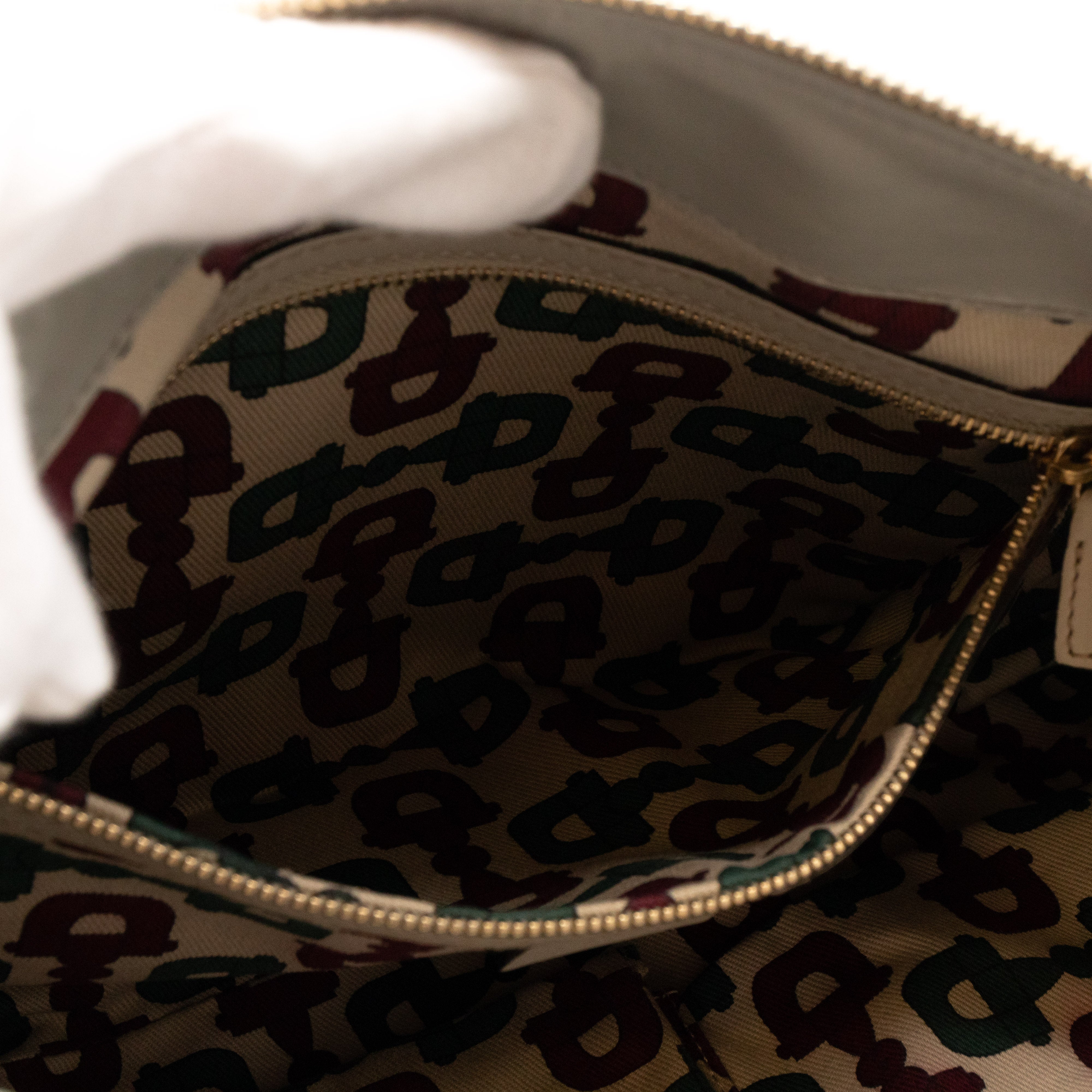 Hysteria Clutch Ivory Leather