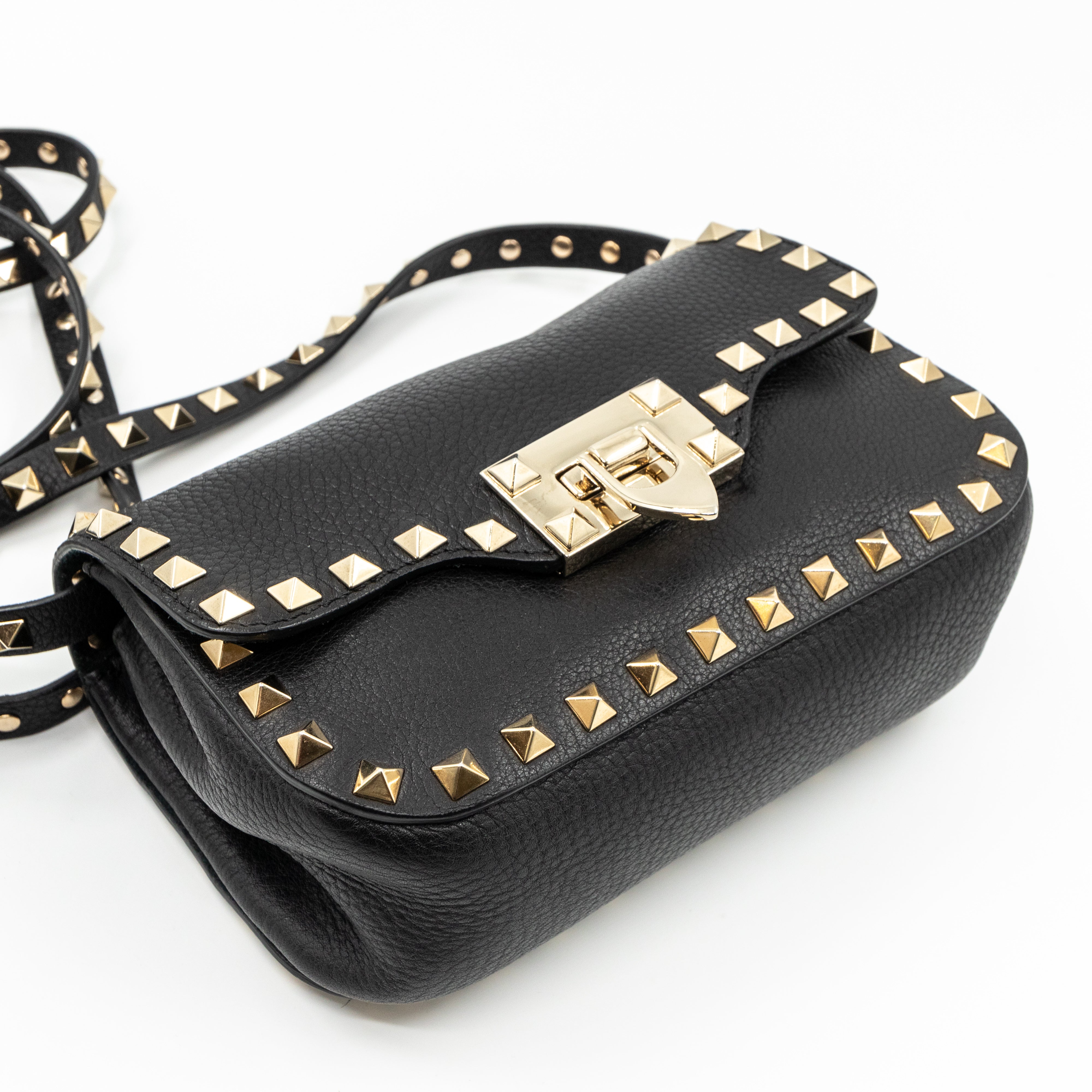 Rockstud Flap Crossbody Bag Black Leather