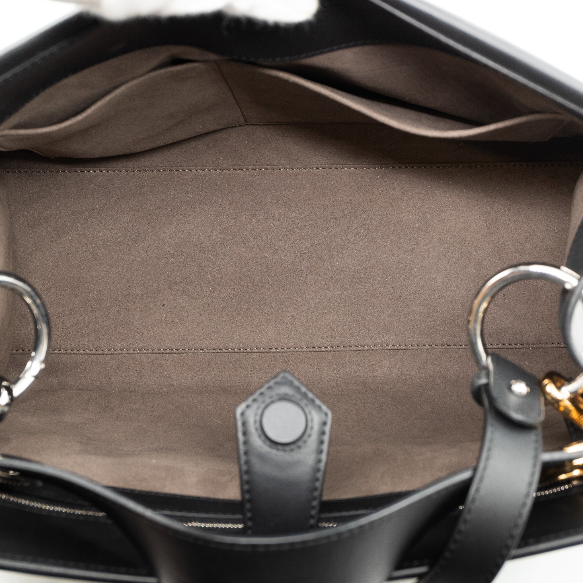 Runaway Regular Black Leather