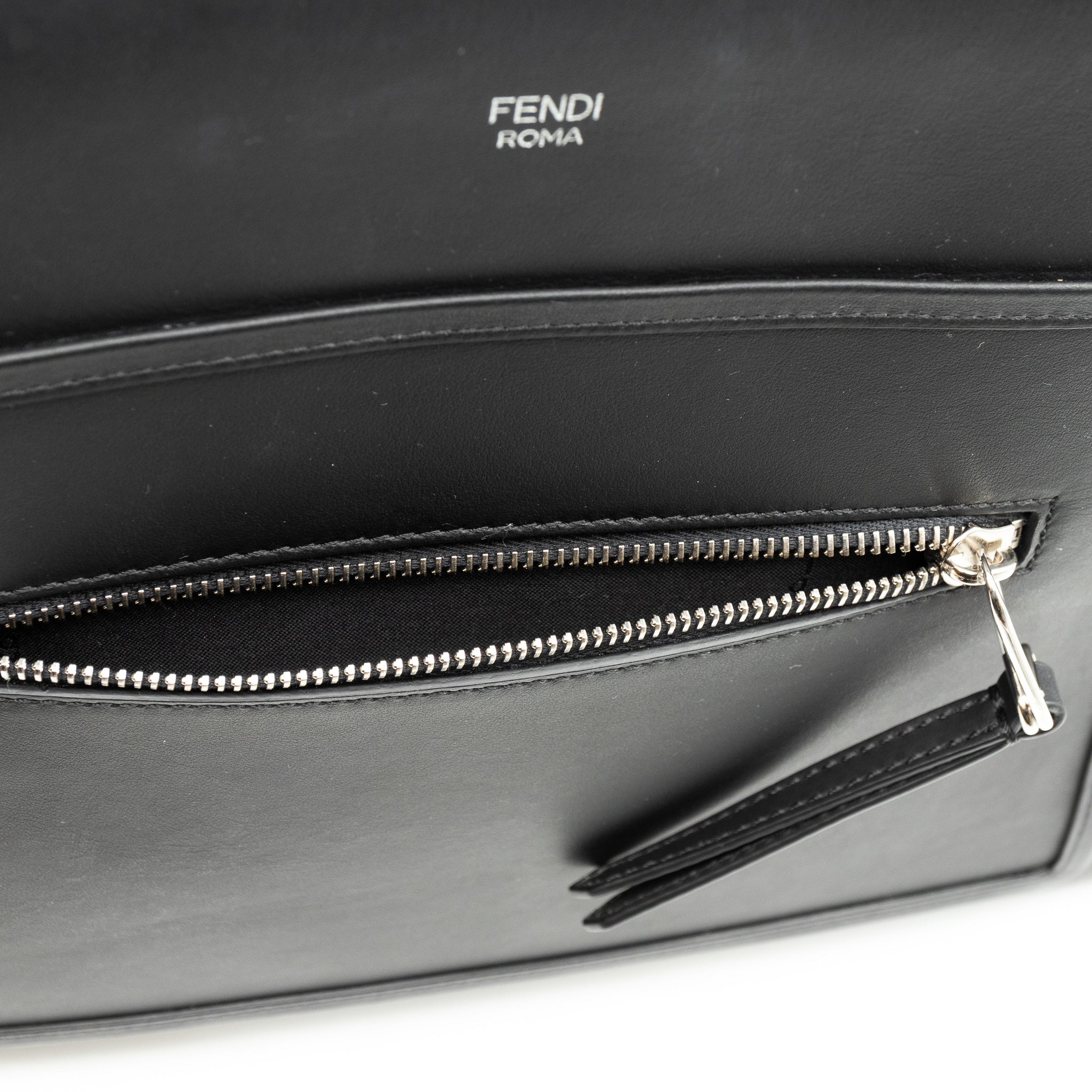 Runaway Regular Black Leather