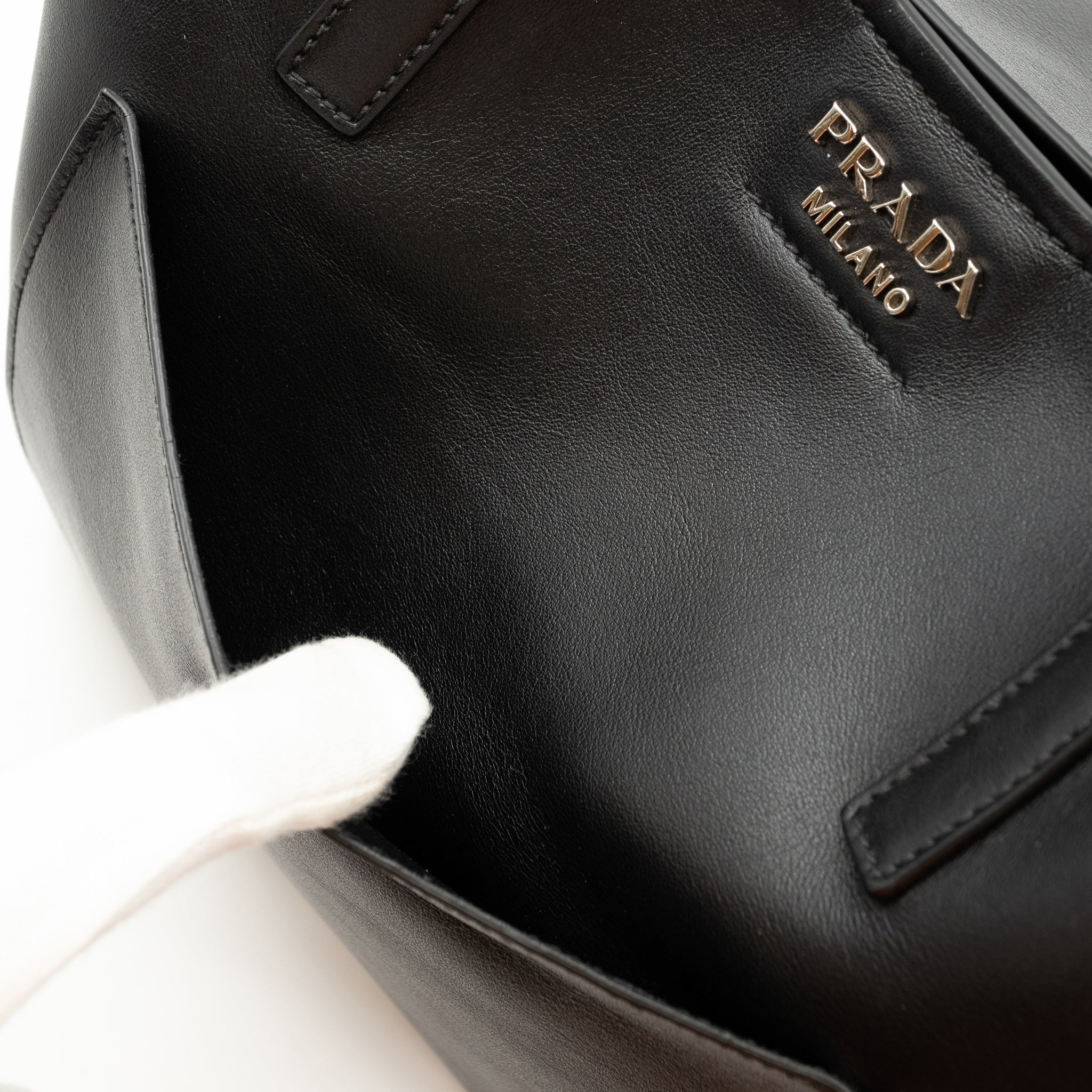 City Tote Black Calf Leather