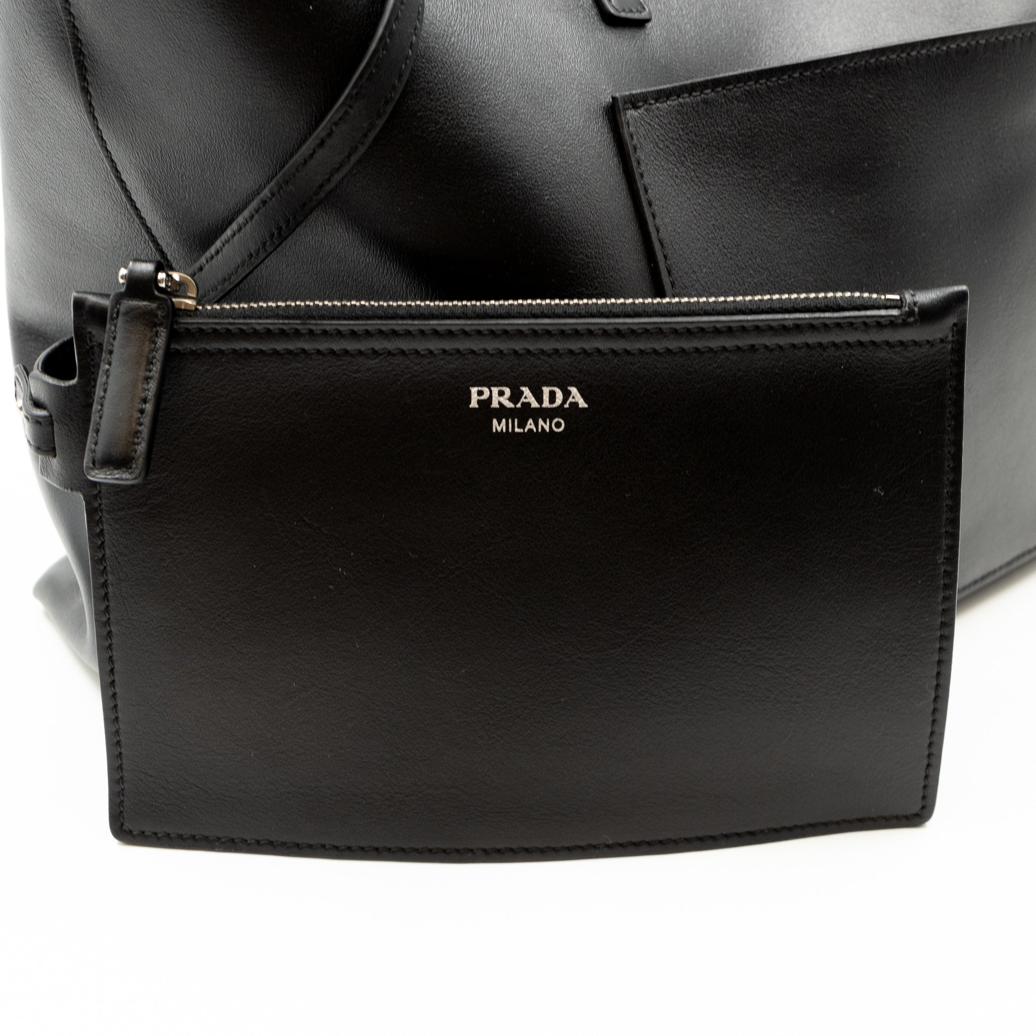 City Tote Black Calf Leather