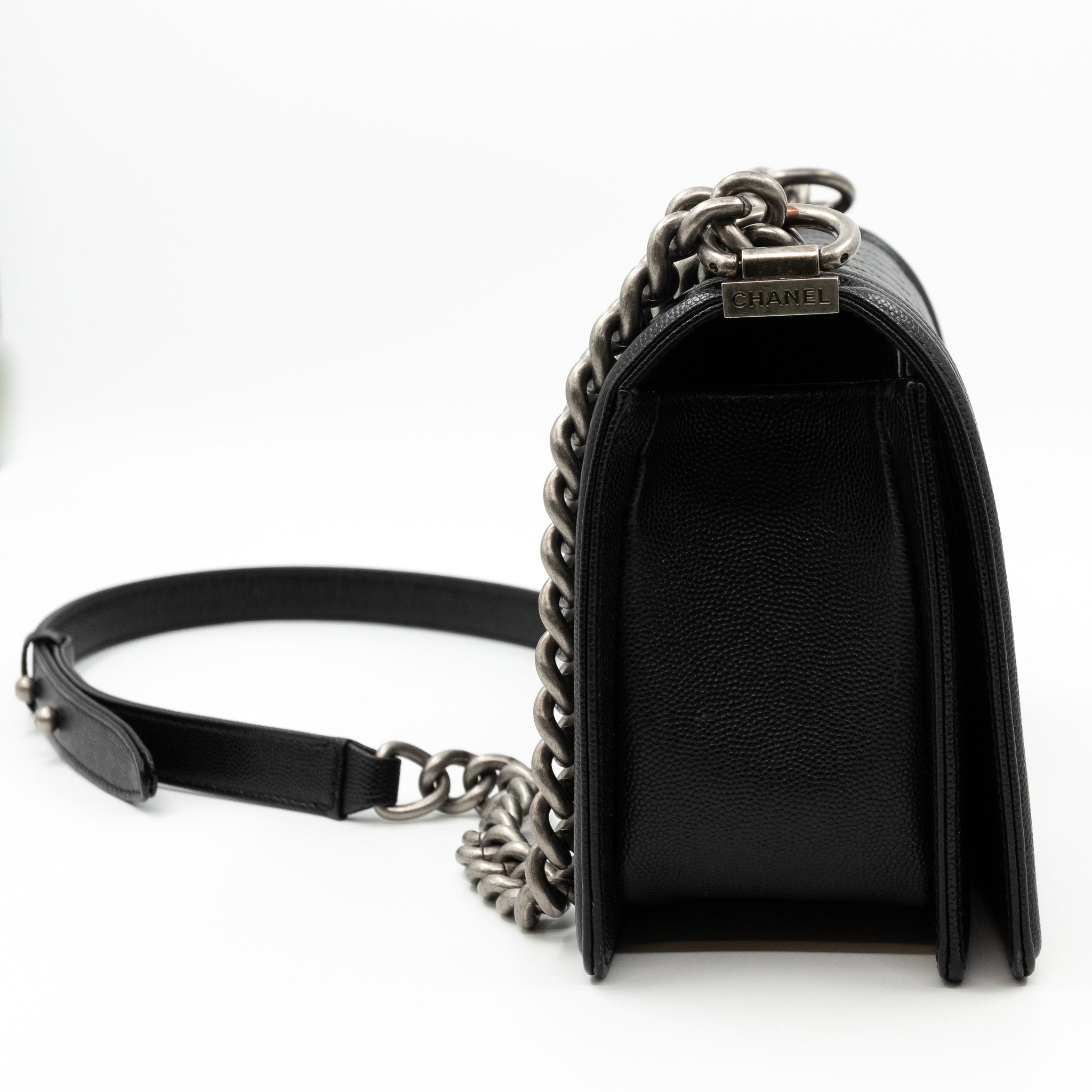 Boy Bag Old Medium Black Caviar Ruthenium