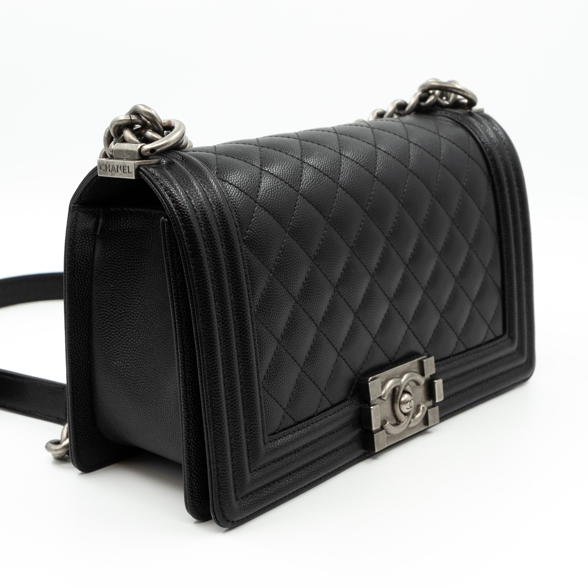 Boy Bag Old Medium Black Caviar Ruthenium